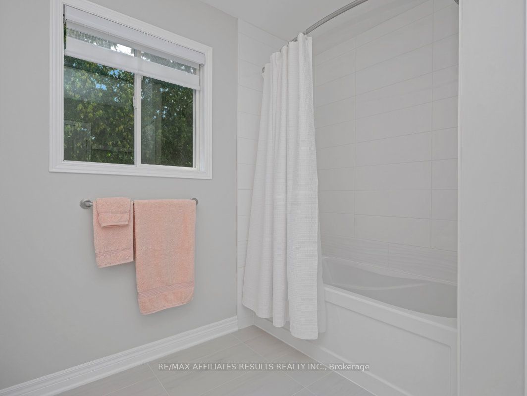 39 Kyle Avenue Property Photo 26