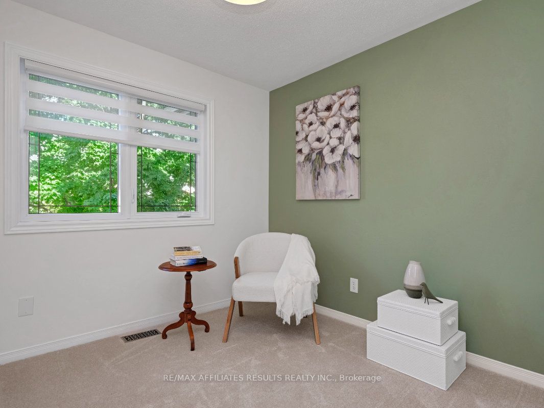 39 Kyle Avenue Property Photo 28