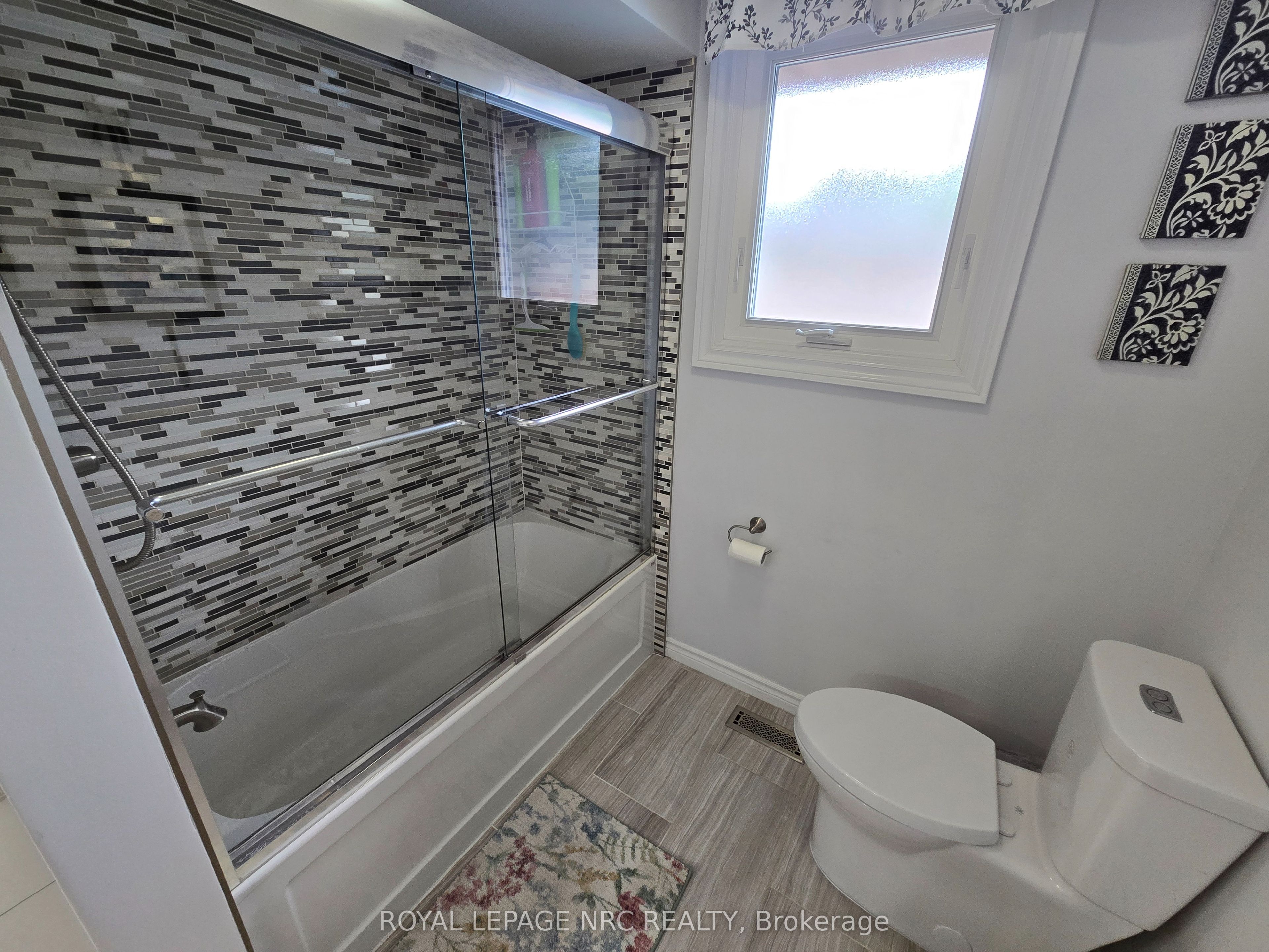 18 Deanna Crescent Property Photo 14