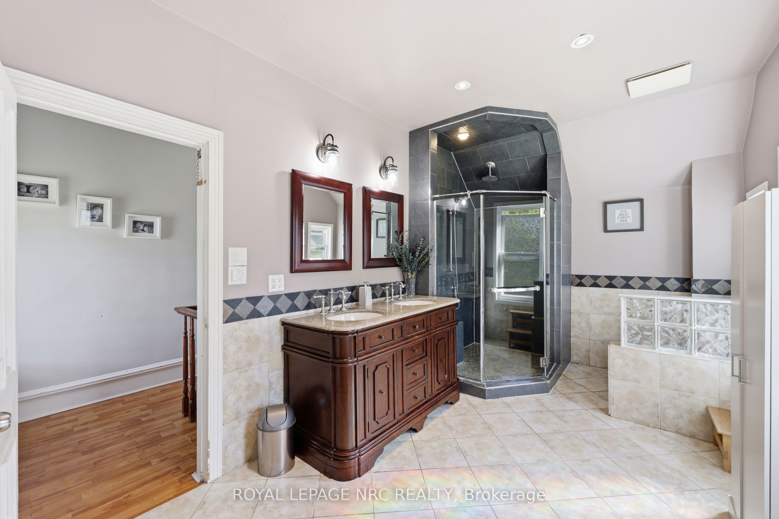 776 Canboro Road Property Photo 25