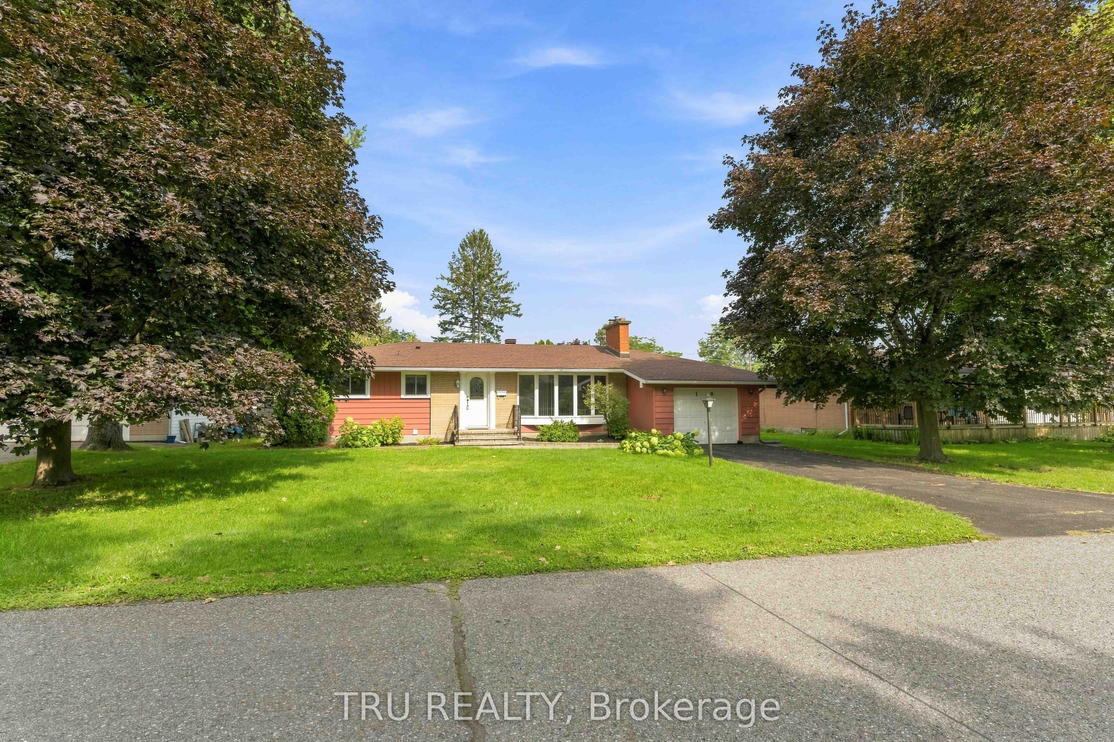 19 Ellery Crescent Property Photo 1
