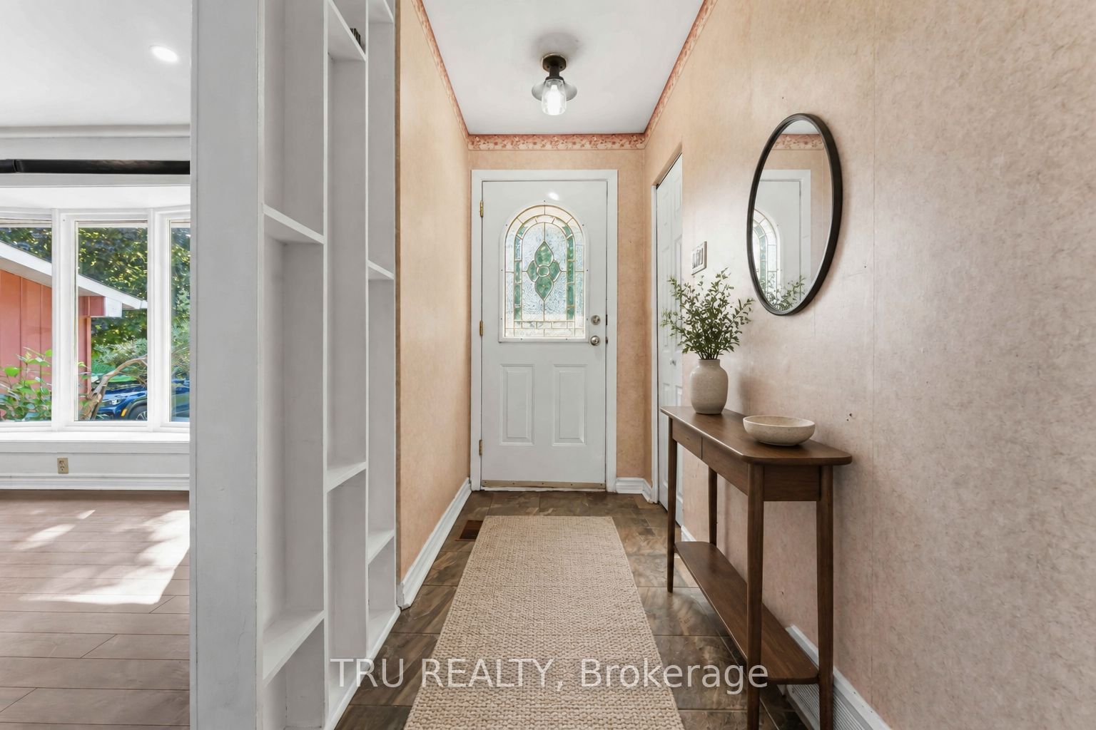 19 Ellery Crescent Property Photo 4