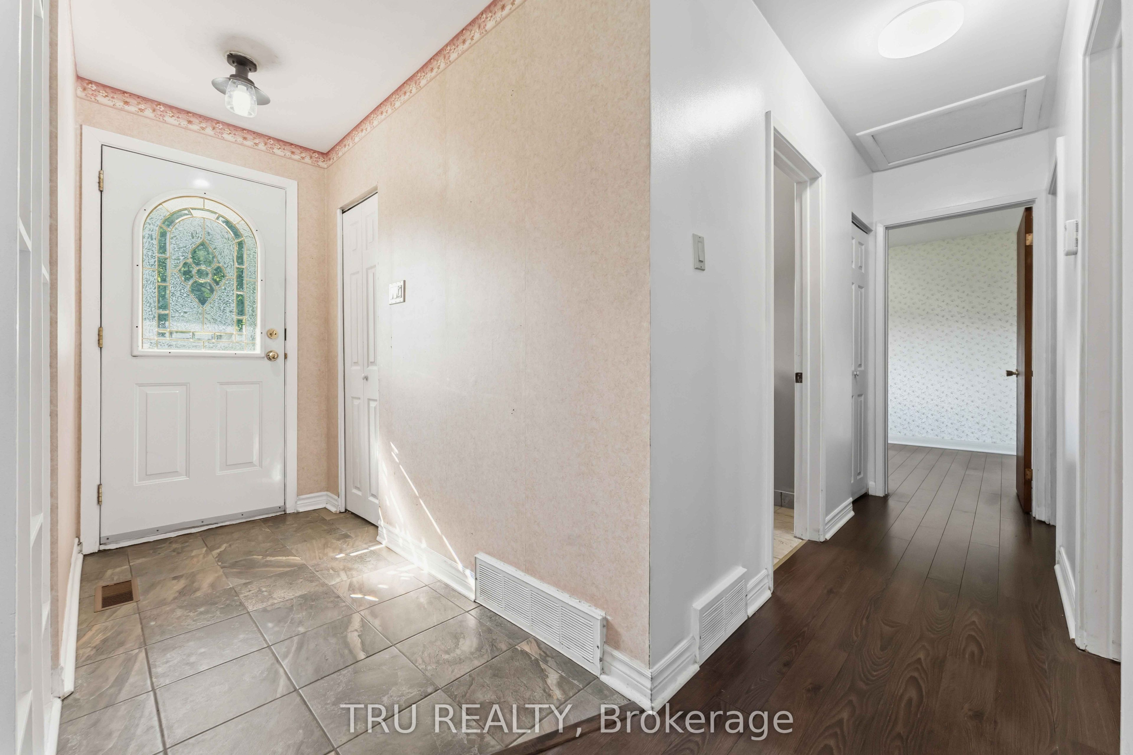 19 Ellery Crescent Property Photo 5