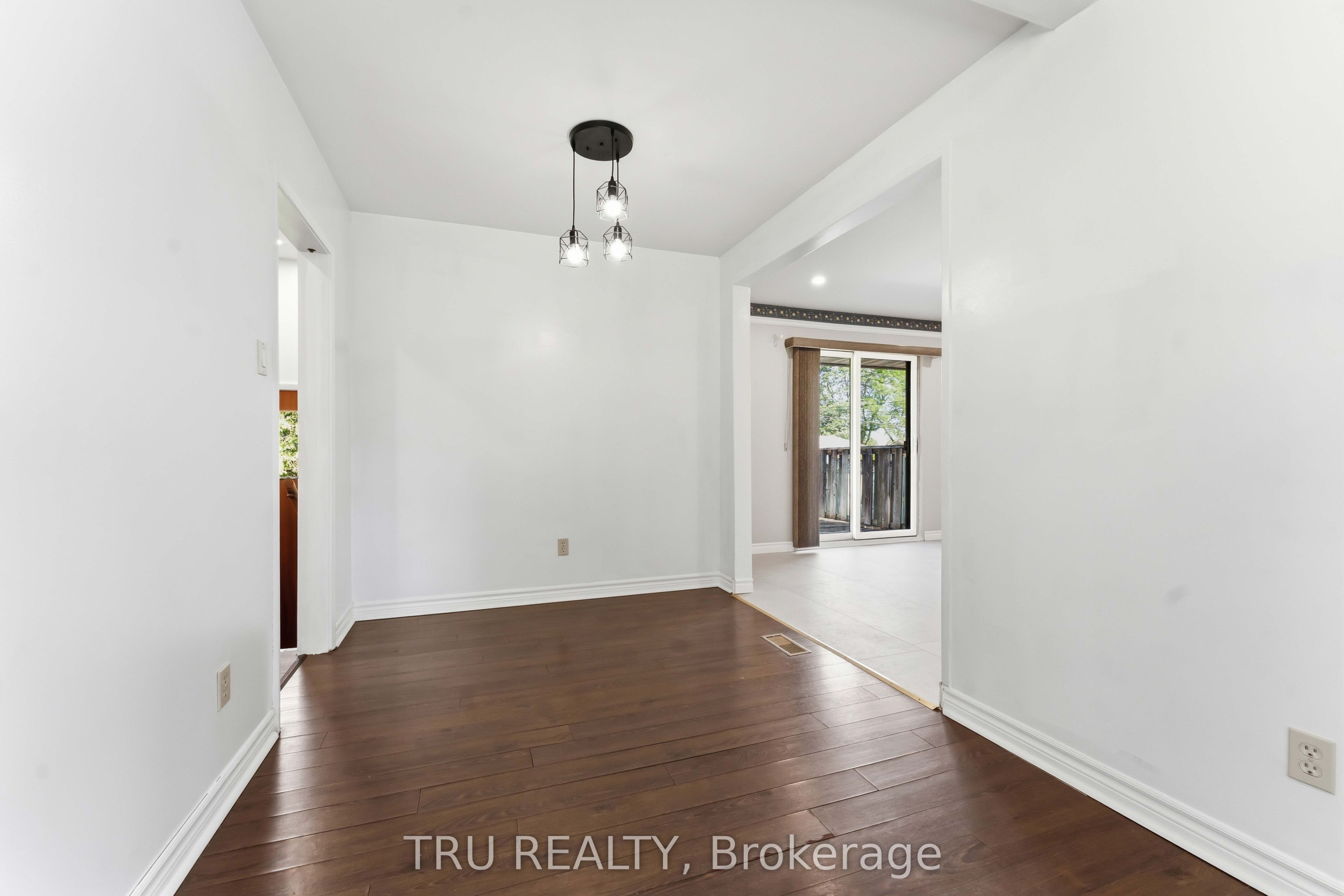 19 Ellery Crescent Property Photo 12