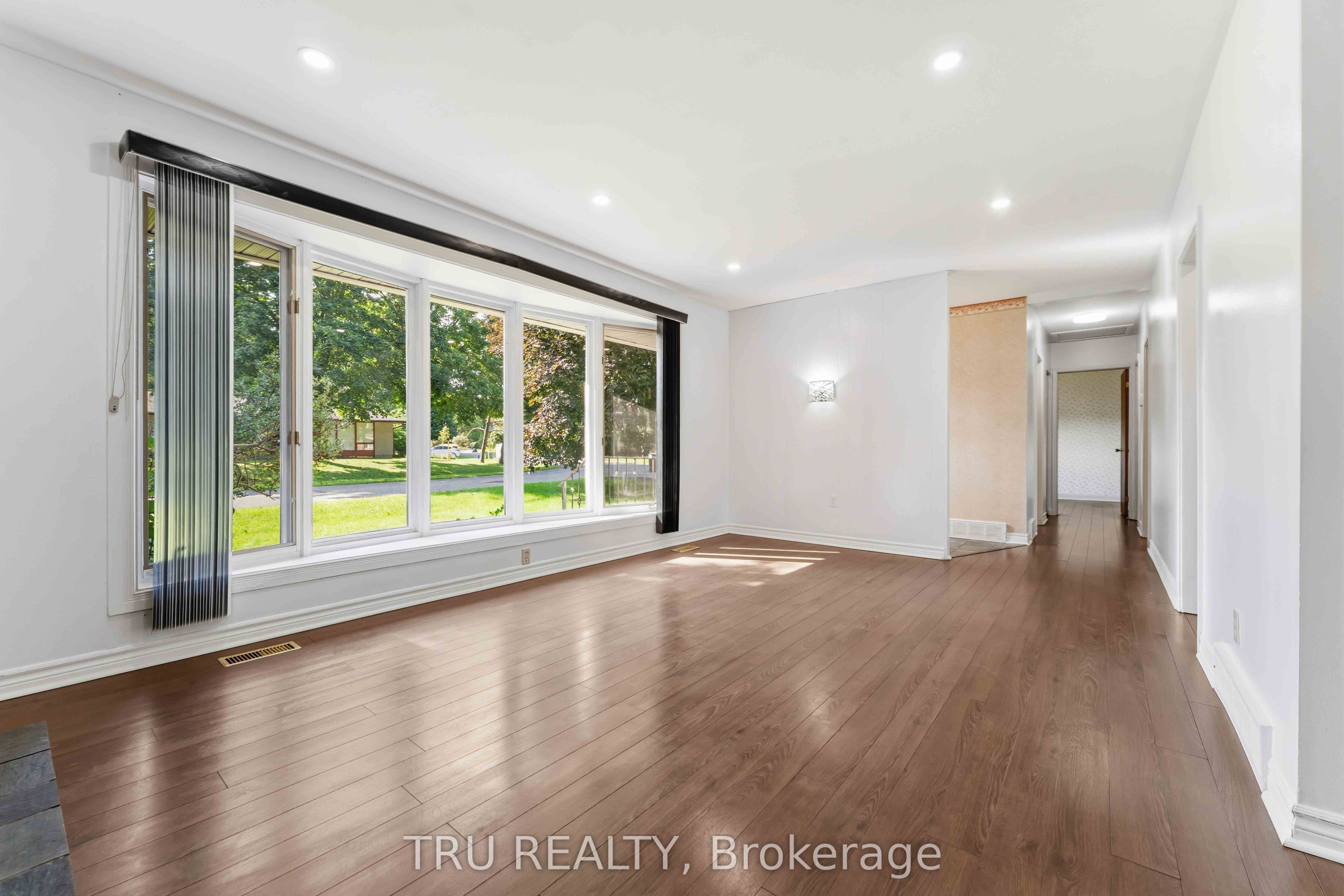 19 Ellery Crescent Property Photo 13