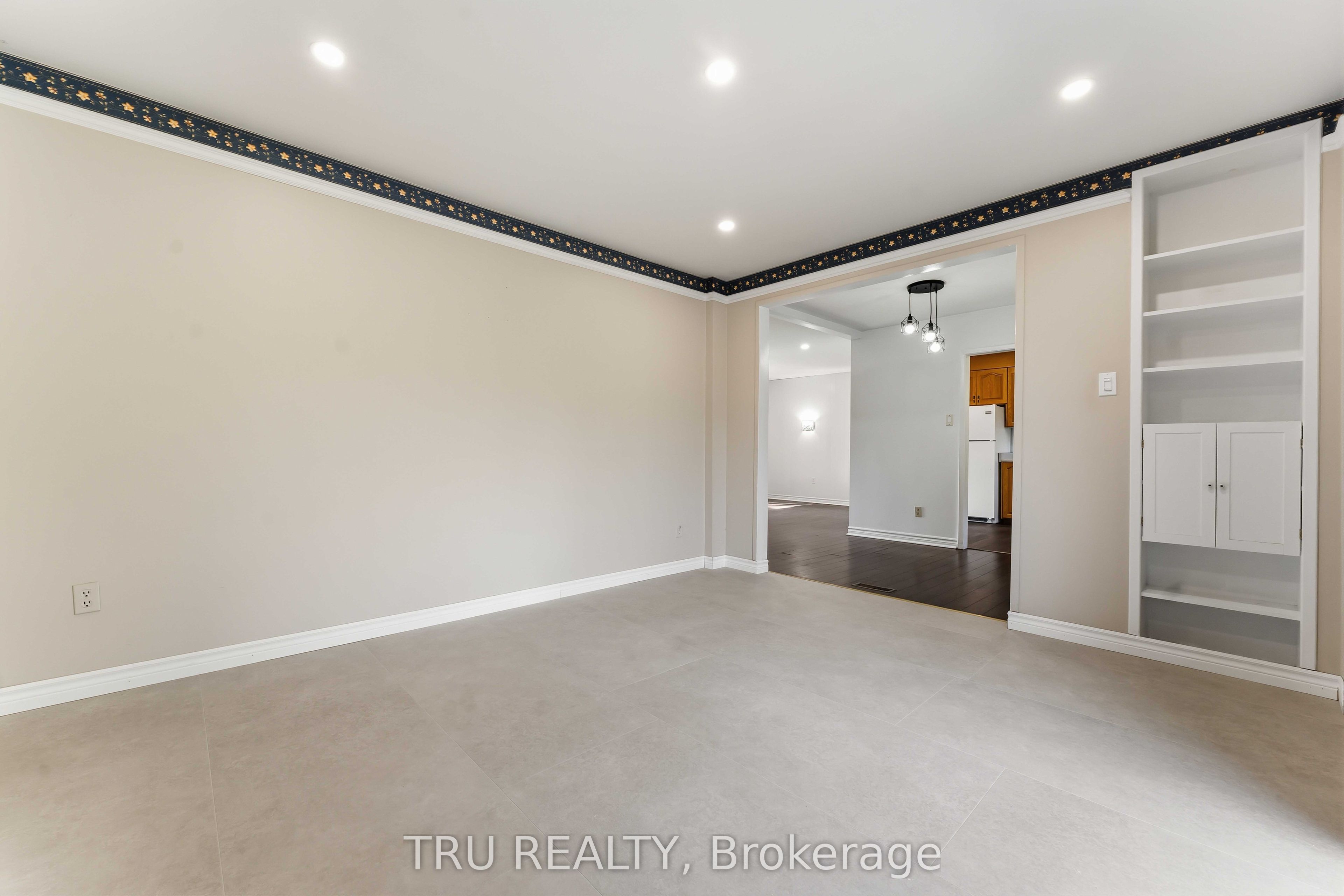 19 Ellery Crescent Property Photo 17