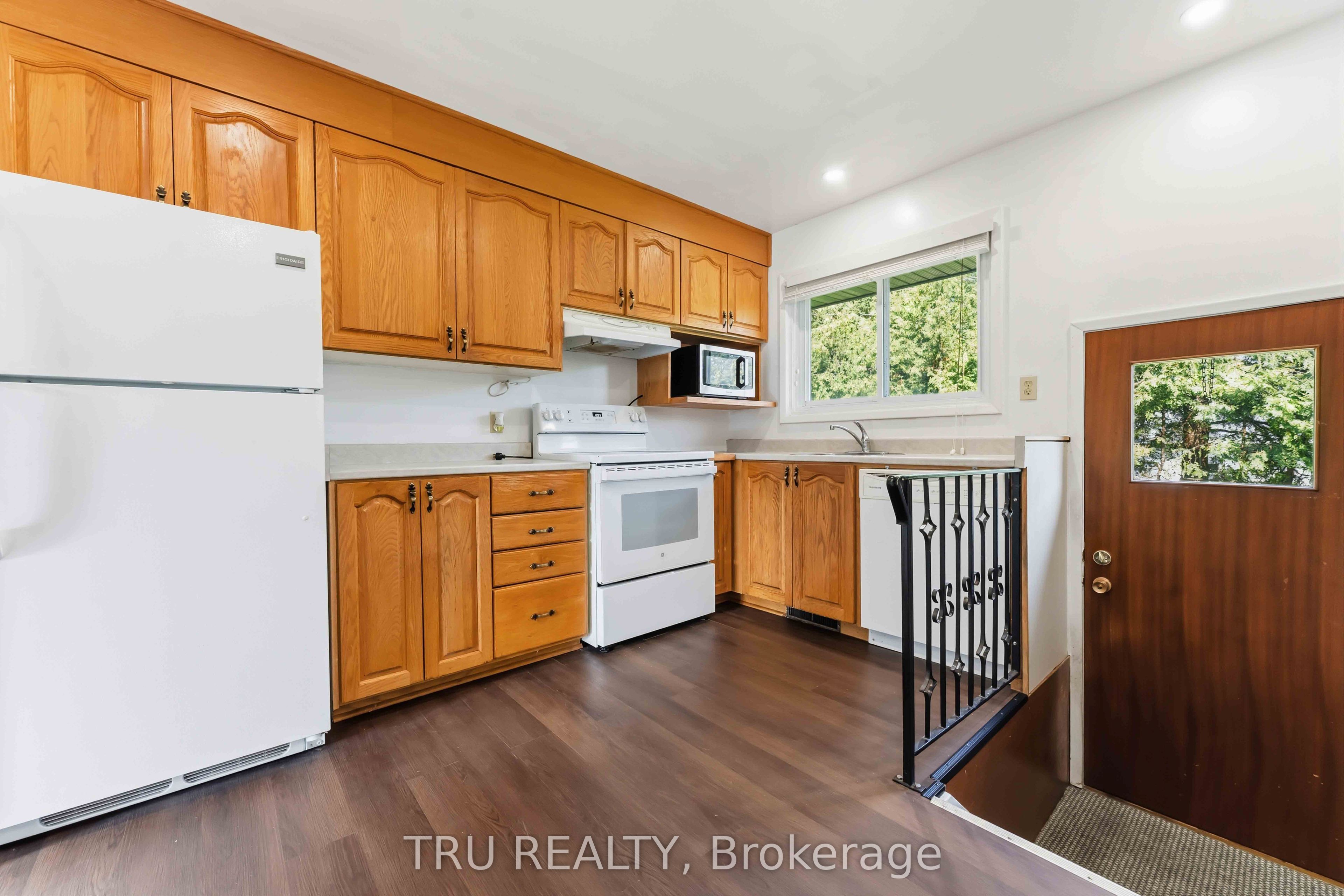 19 Ellery Crescent Property Photo 20