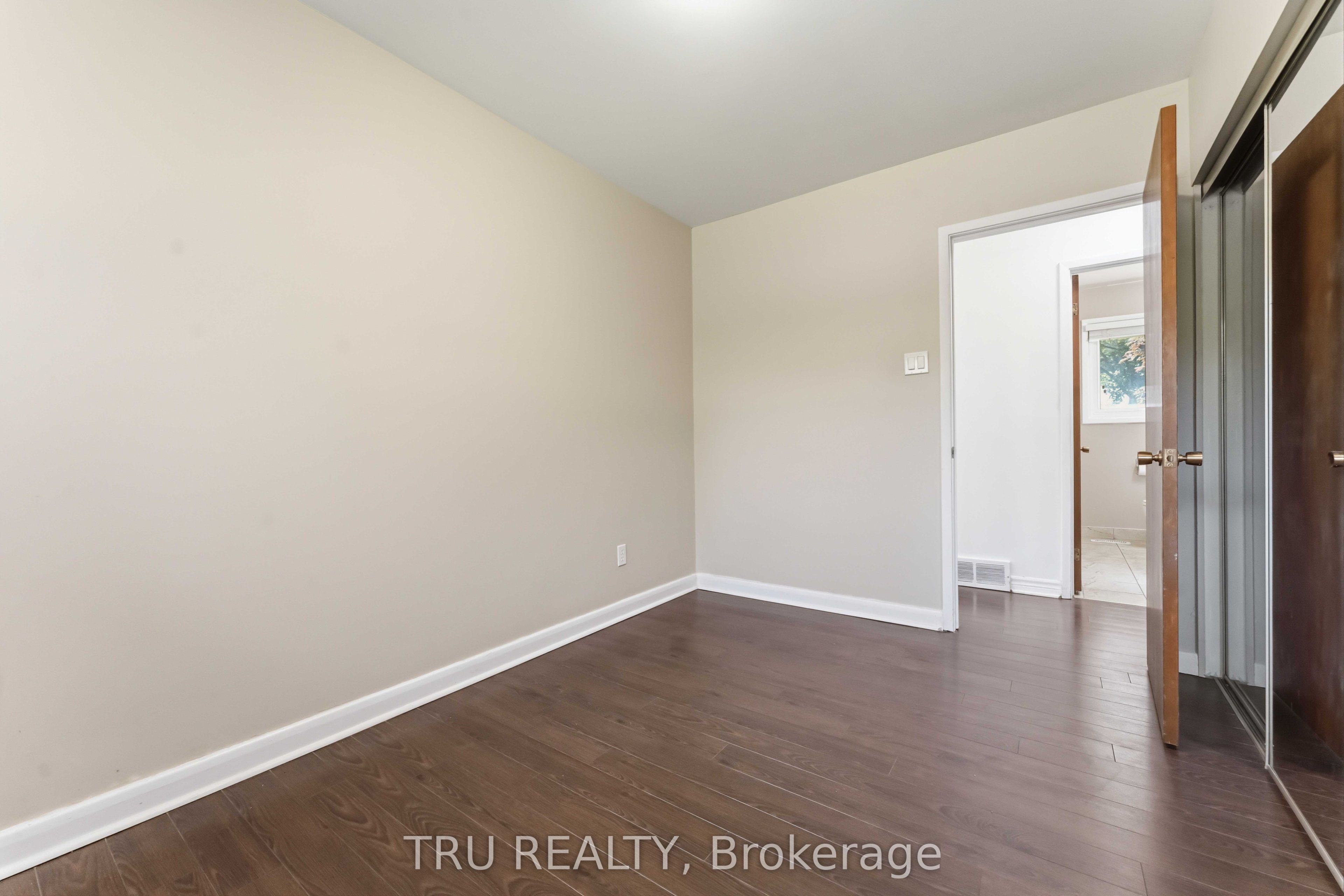 19 Ellery Crescent Property Photo 24