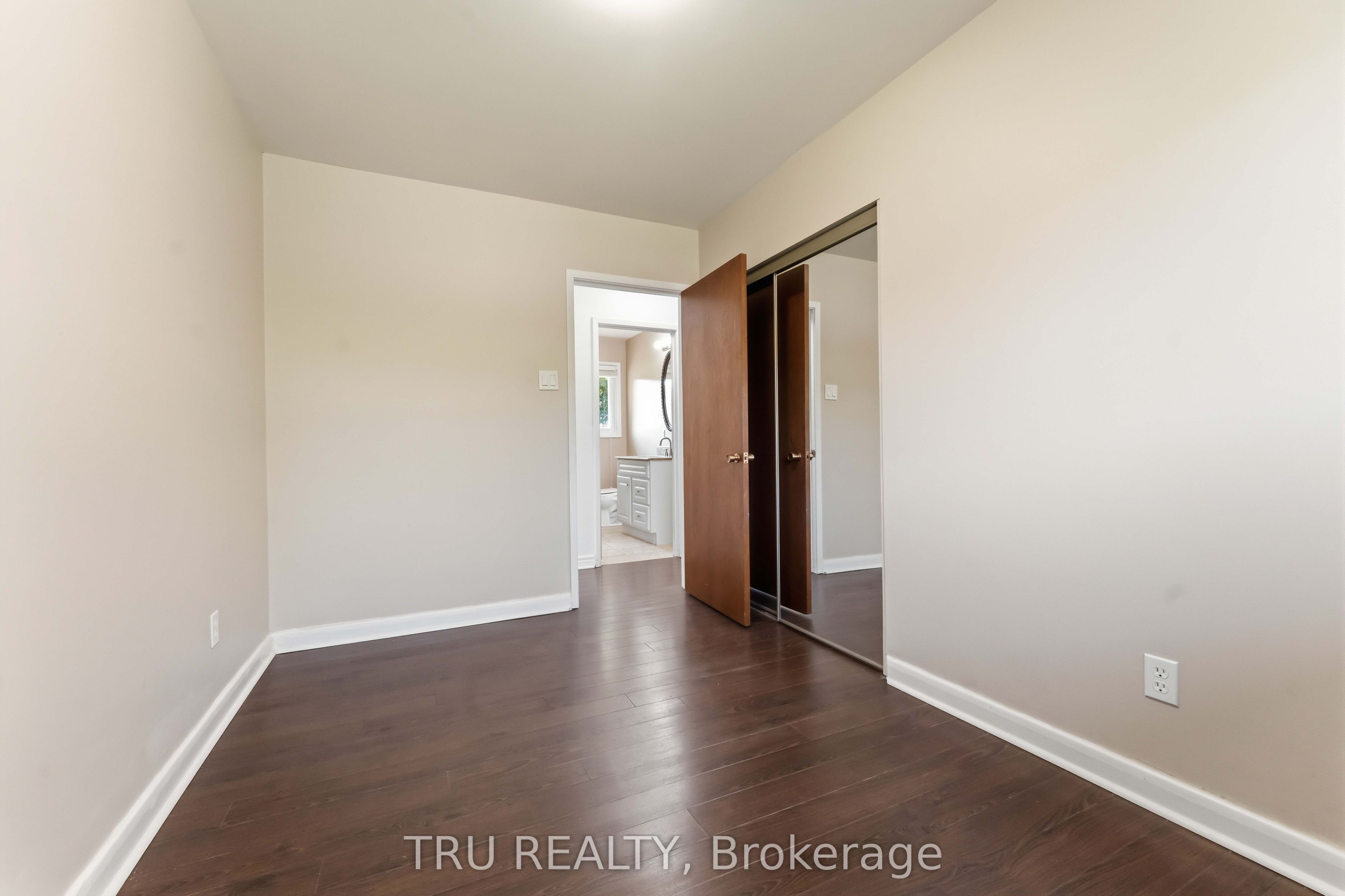 19 Ellery Crescent Property Photo 25
