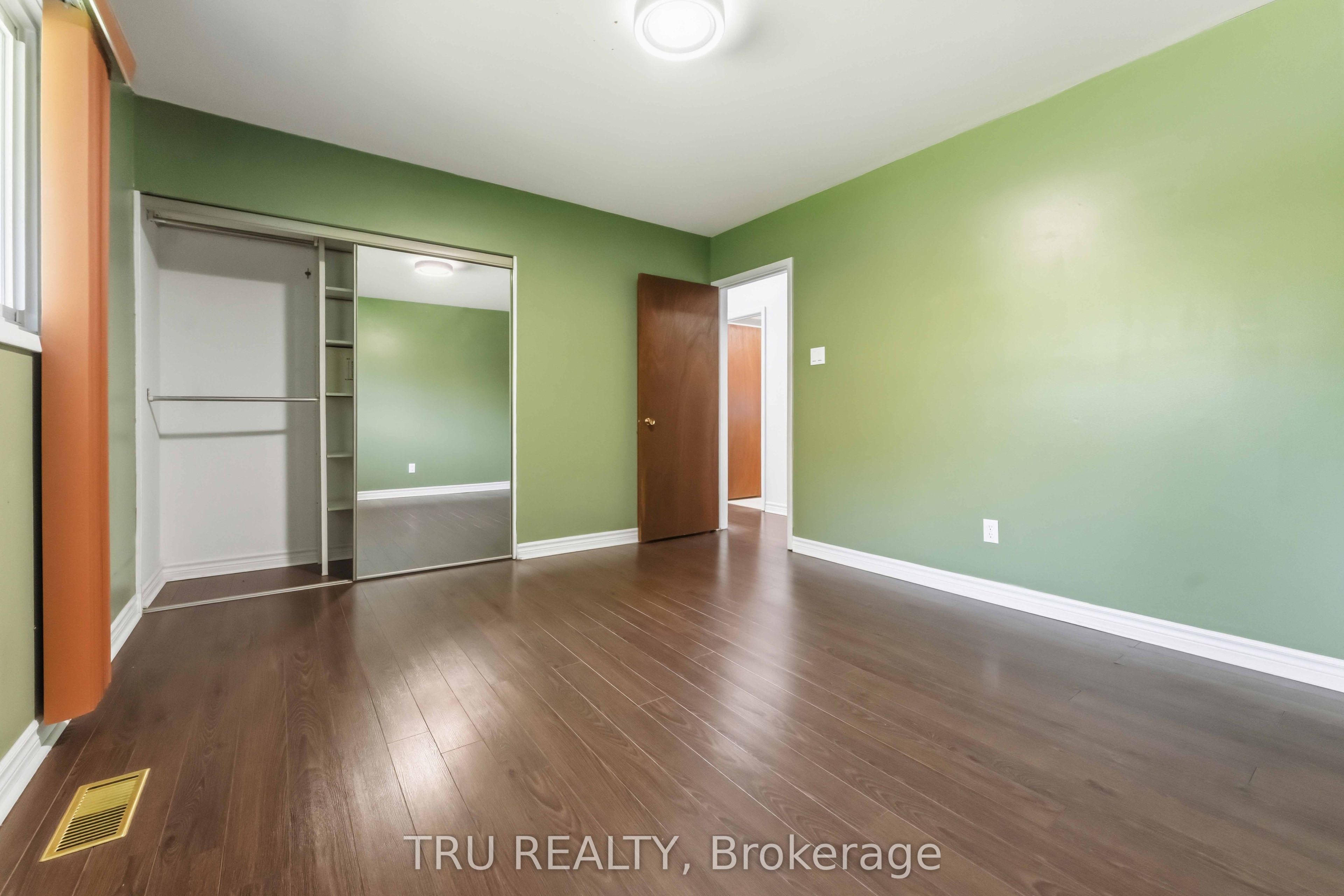 19 Ellery Crescent Property Photo 28