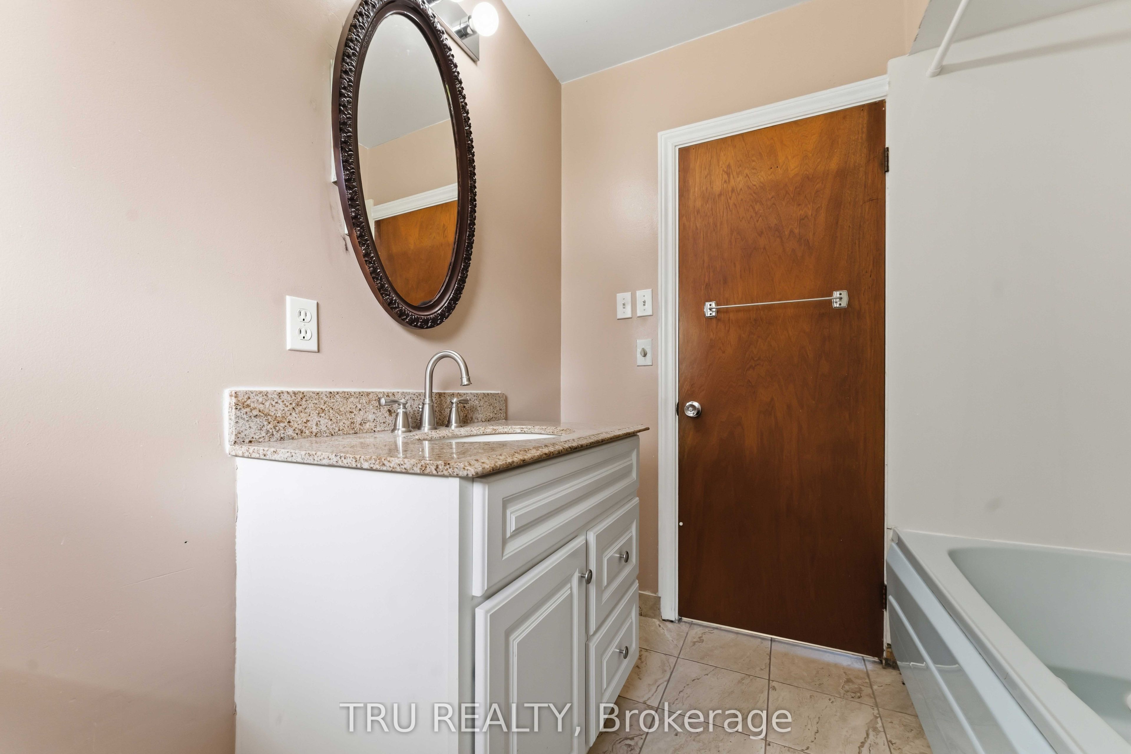 19 Ellery Crescent Property Photo 35