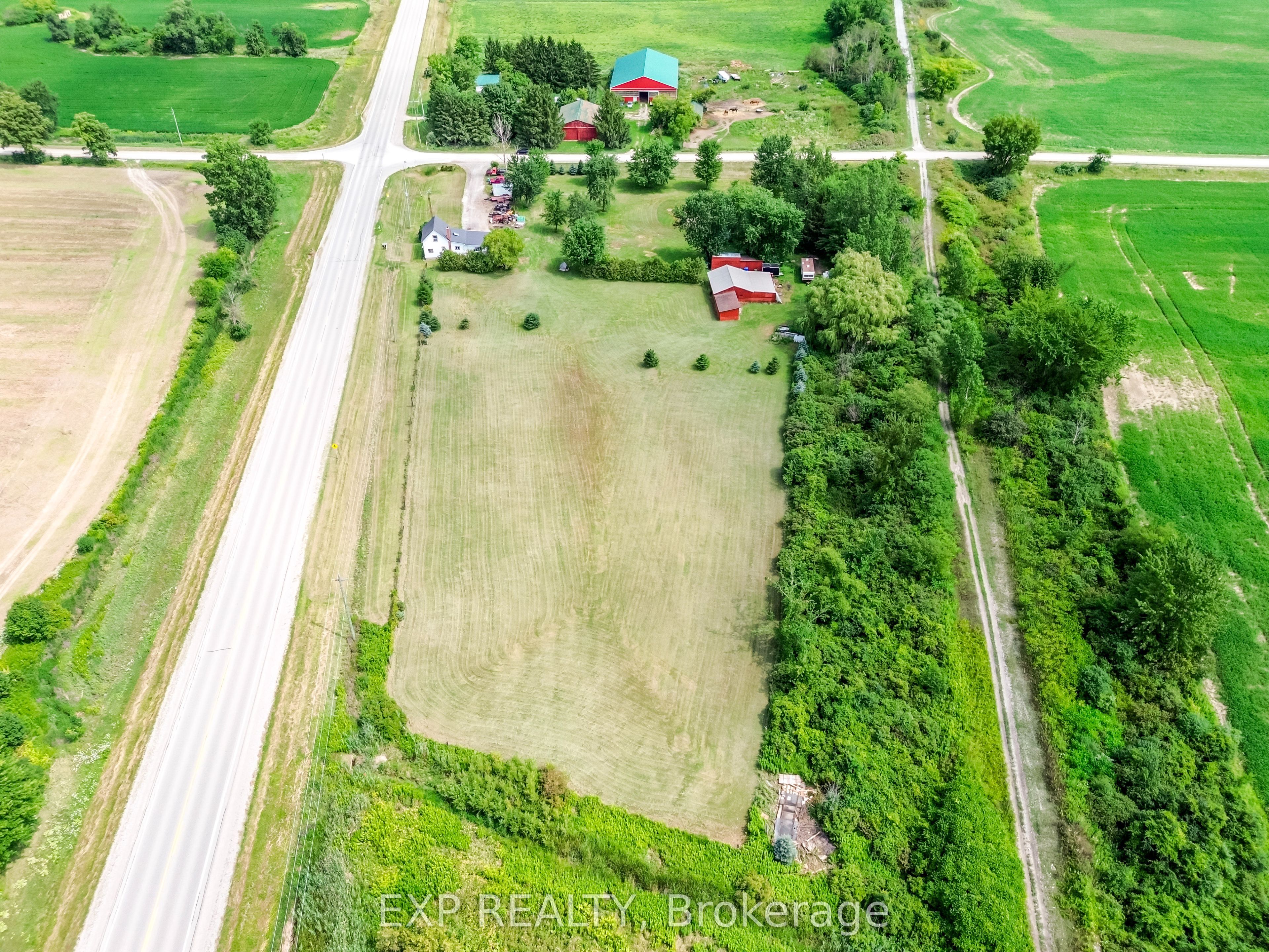 9819 Onieda Road Property Photo 33