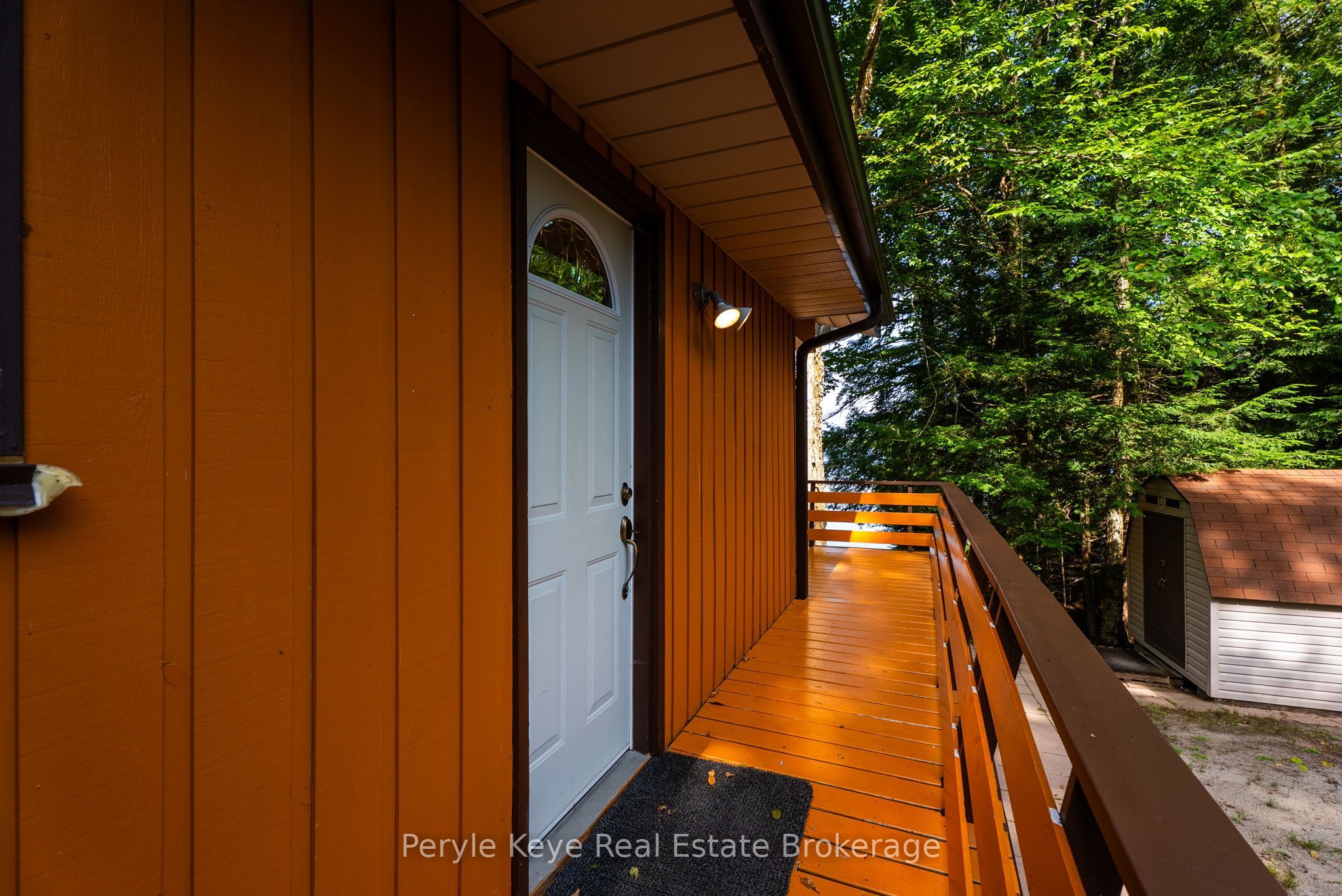 1160 Lakeshore Drive S Property Photo 9
