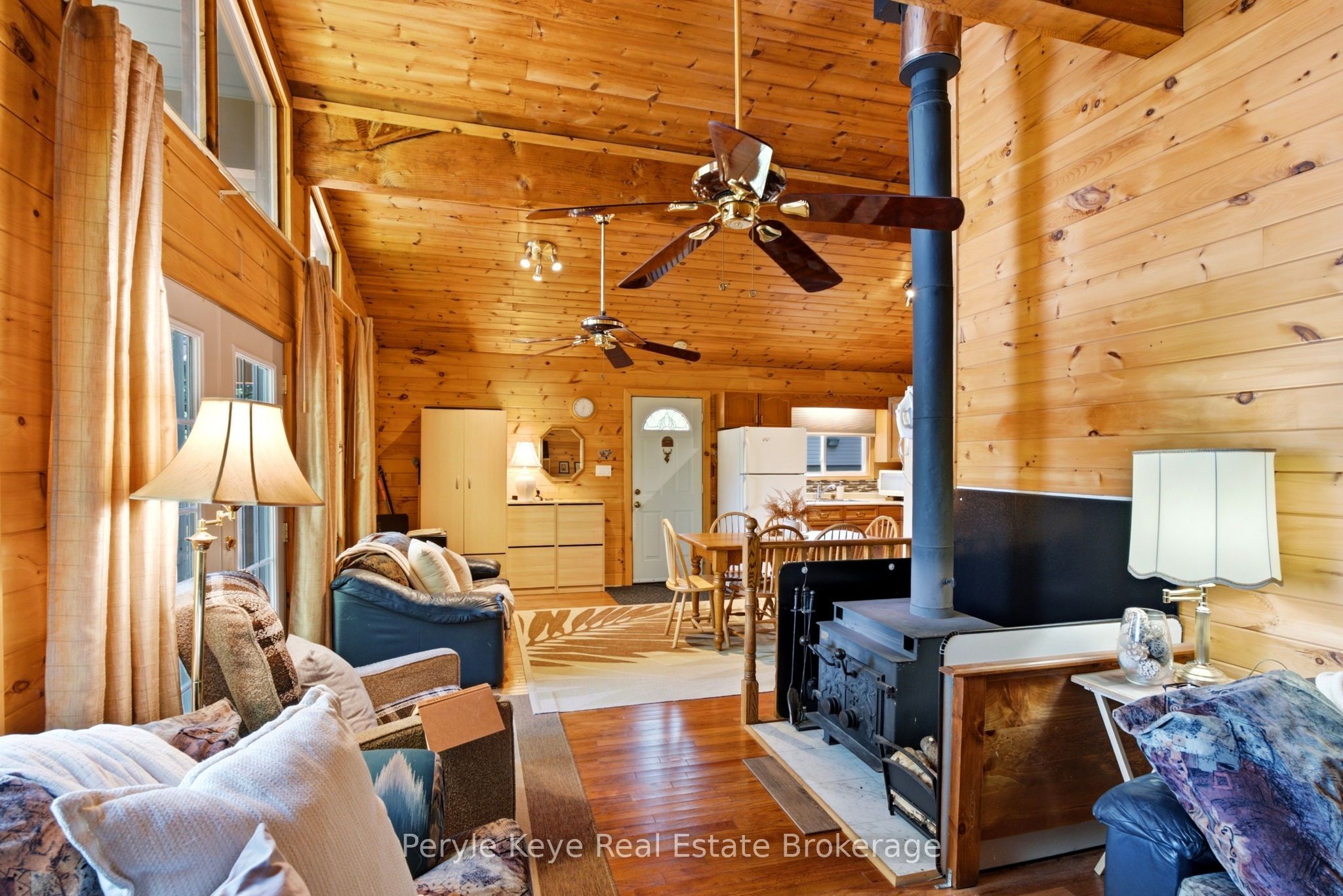 1160 Lakeshore Drive S Property Photo 11