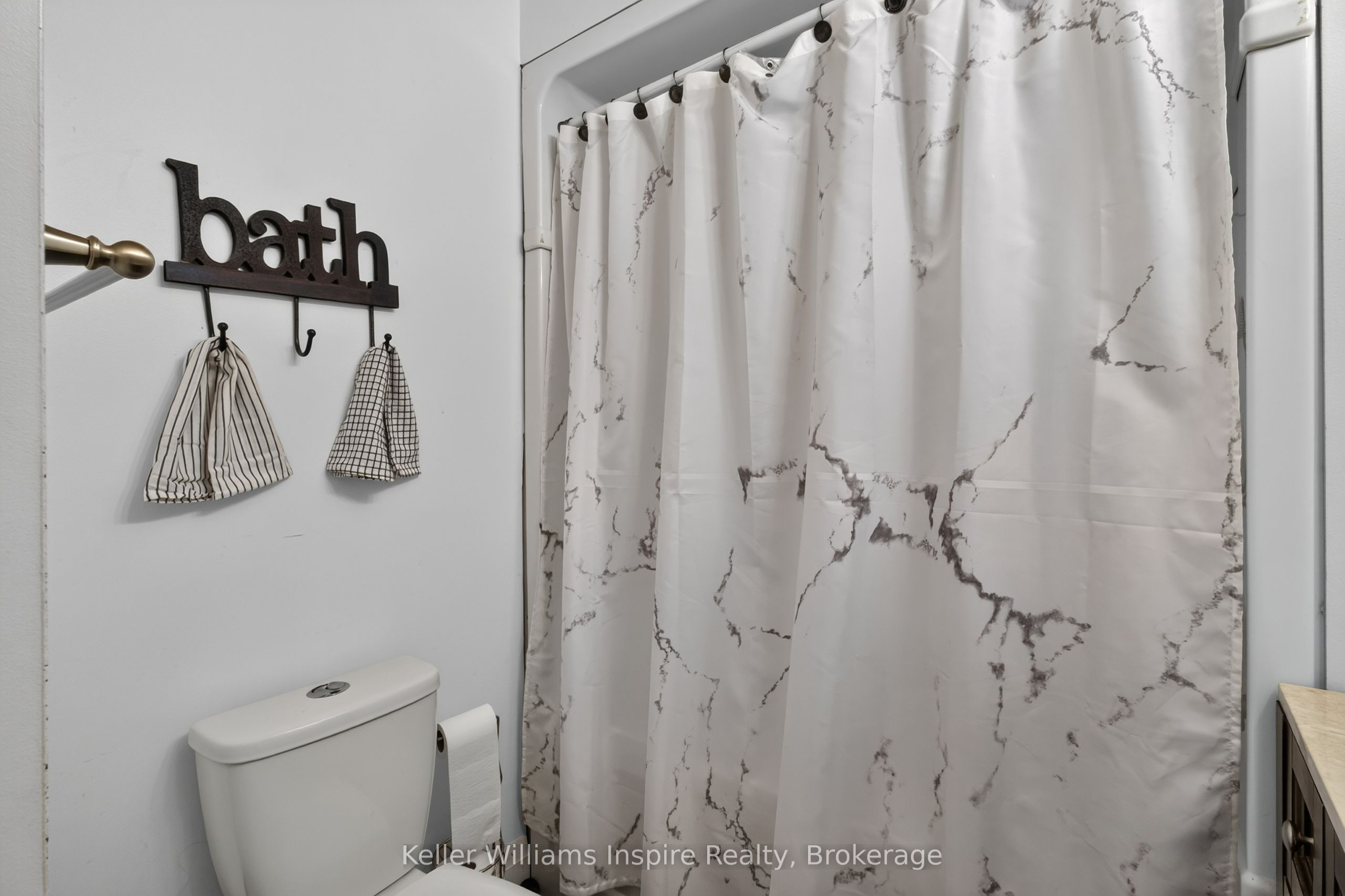 1080 Pillar Lane Property Photo 15
