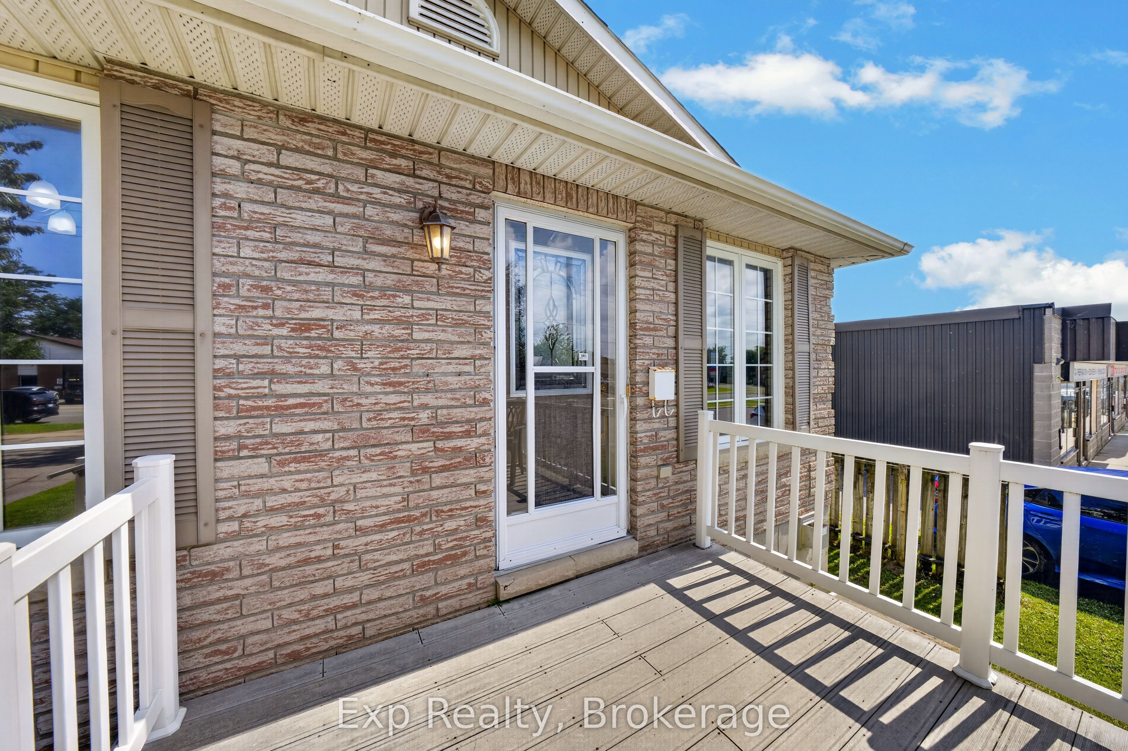 59 Avondale Road Property Photo 2