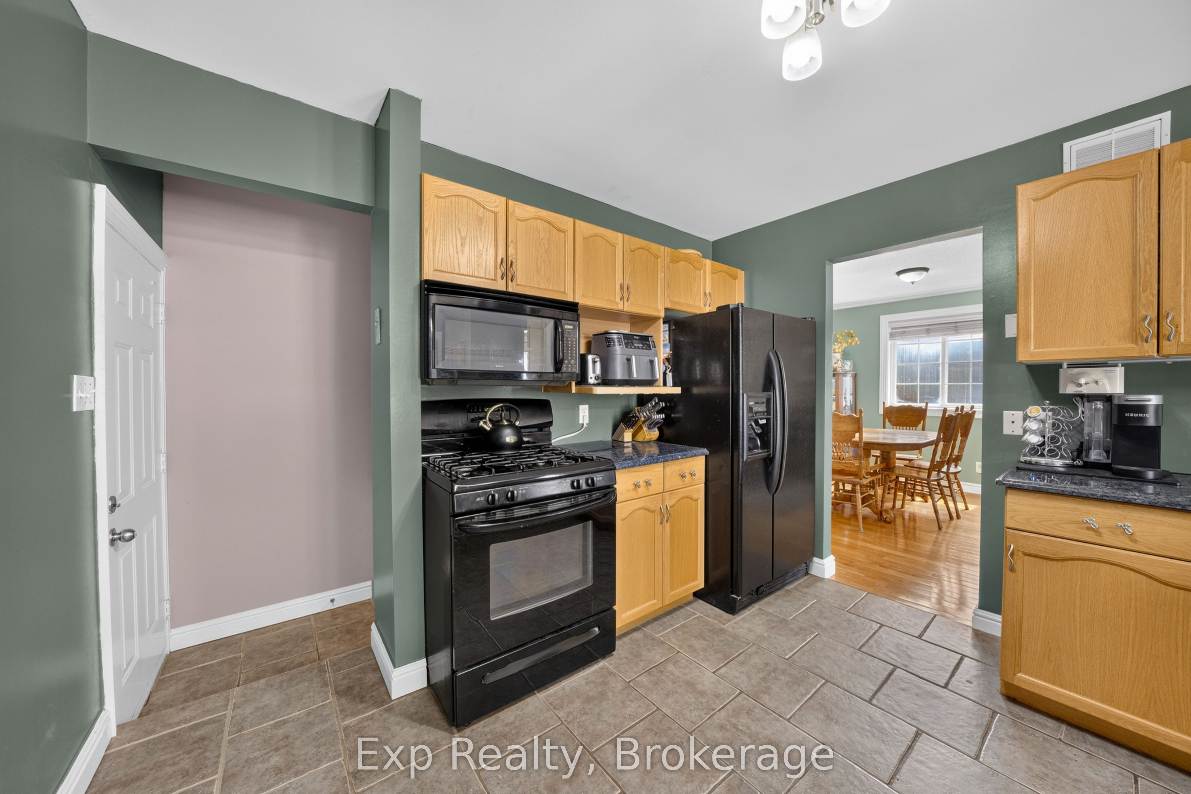 59 Avondale Road Property Photo 10