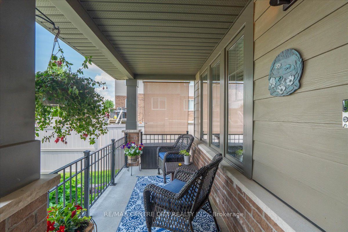 2 Cherry Blossom Lane Property Photo 5