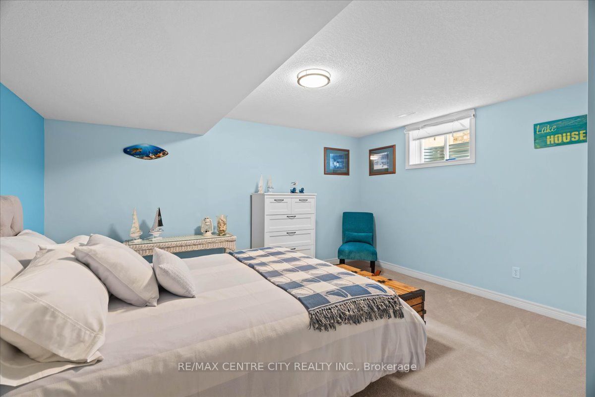 2 Cherry Blossom Lane Property Photo 25