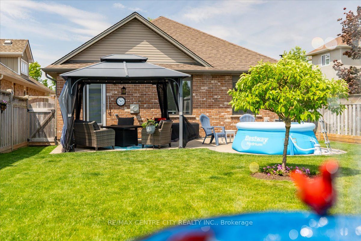 2 Cherry Blossom Lane Property Photo 38