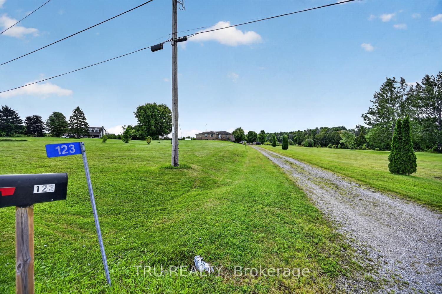 123 Hard Island Road Property Photo 2