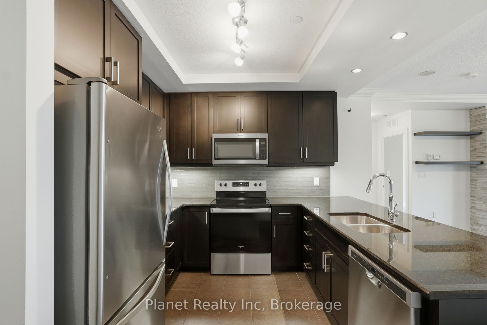 150 Wellington Street E 501 Property Photo 5