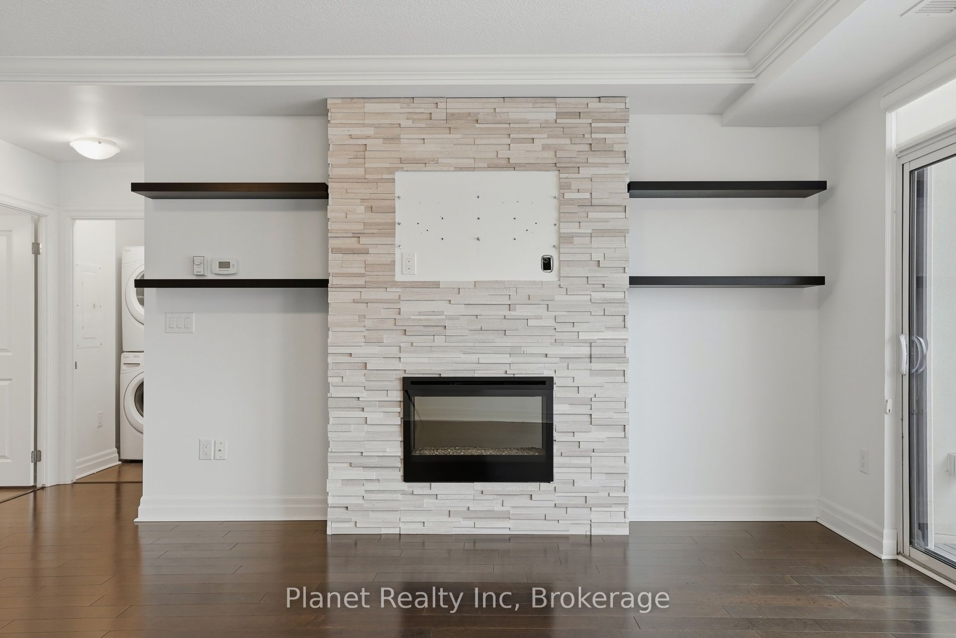 150 Wellington Street E 501 Property Photo 9