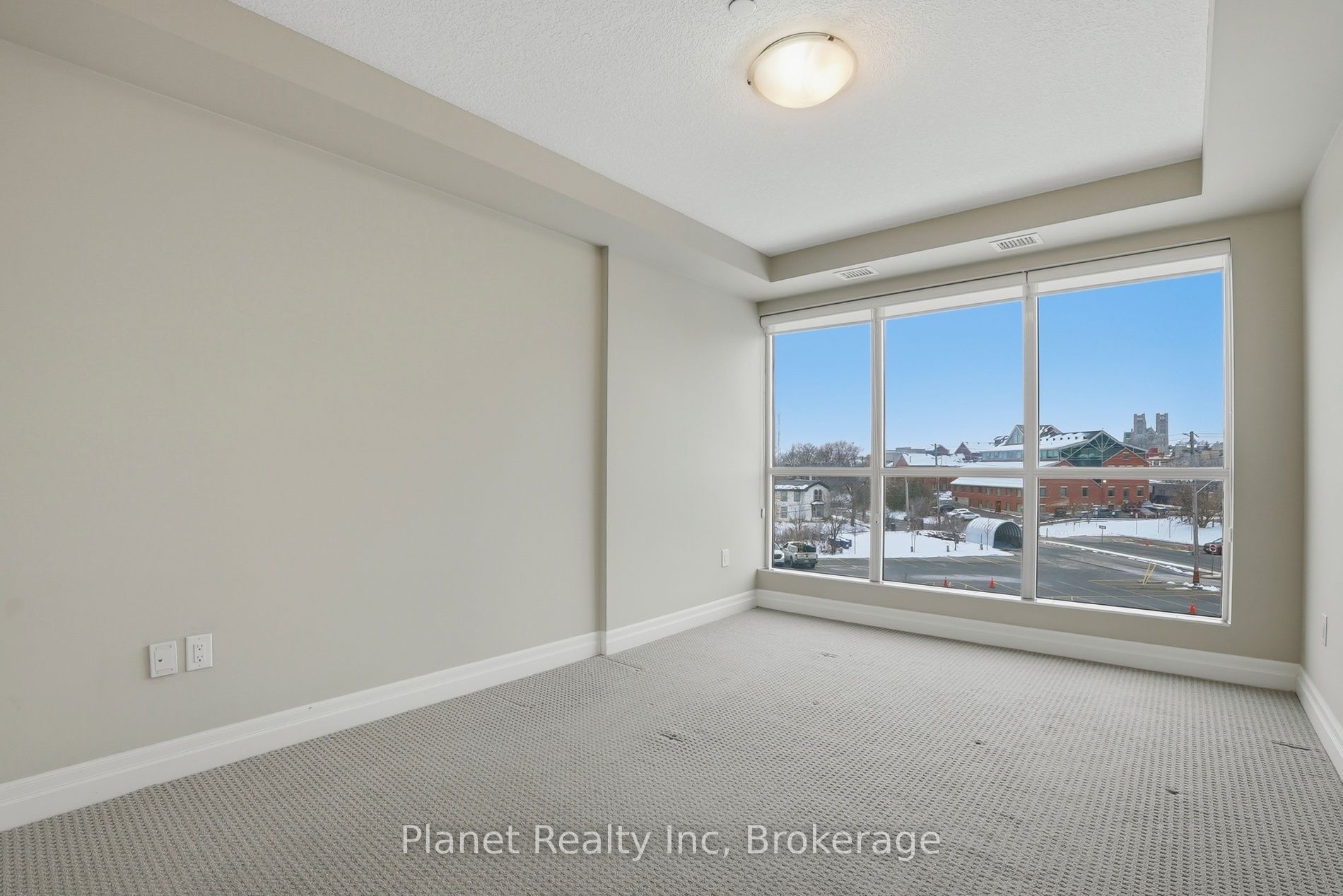150 Wellington Street E 501 Property Photo 11