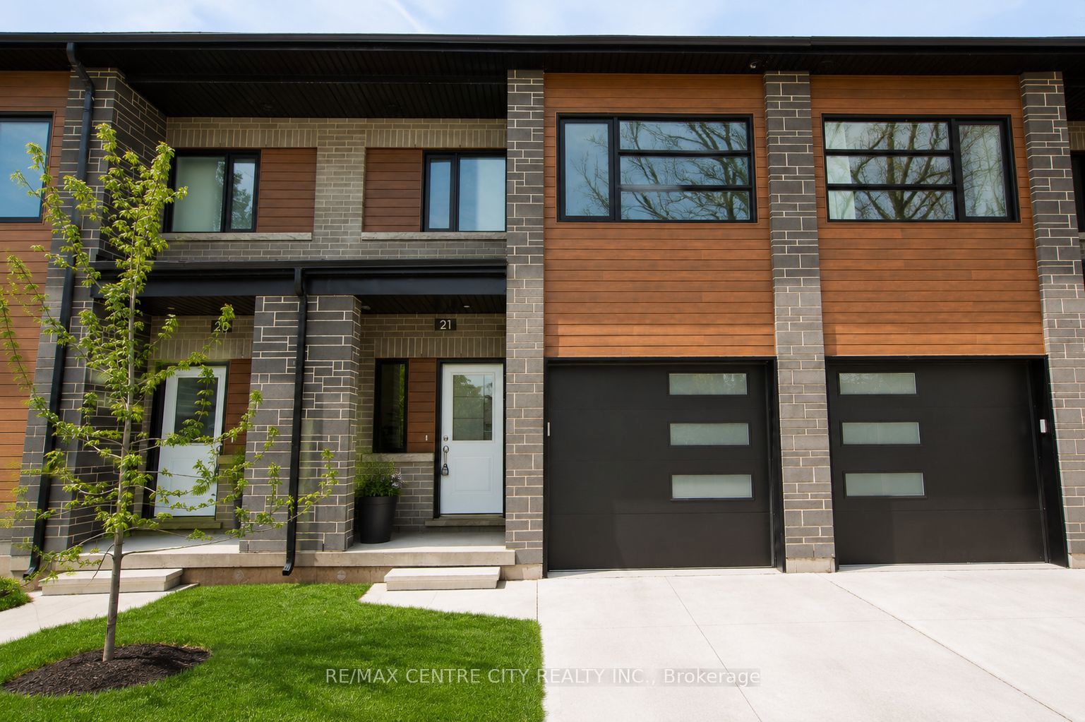 275 JAMES Street 21