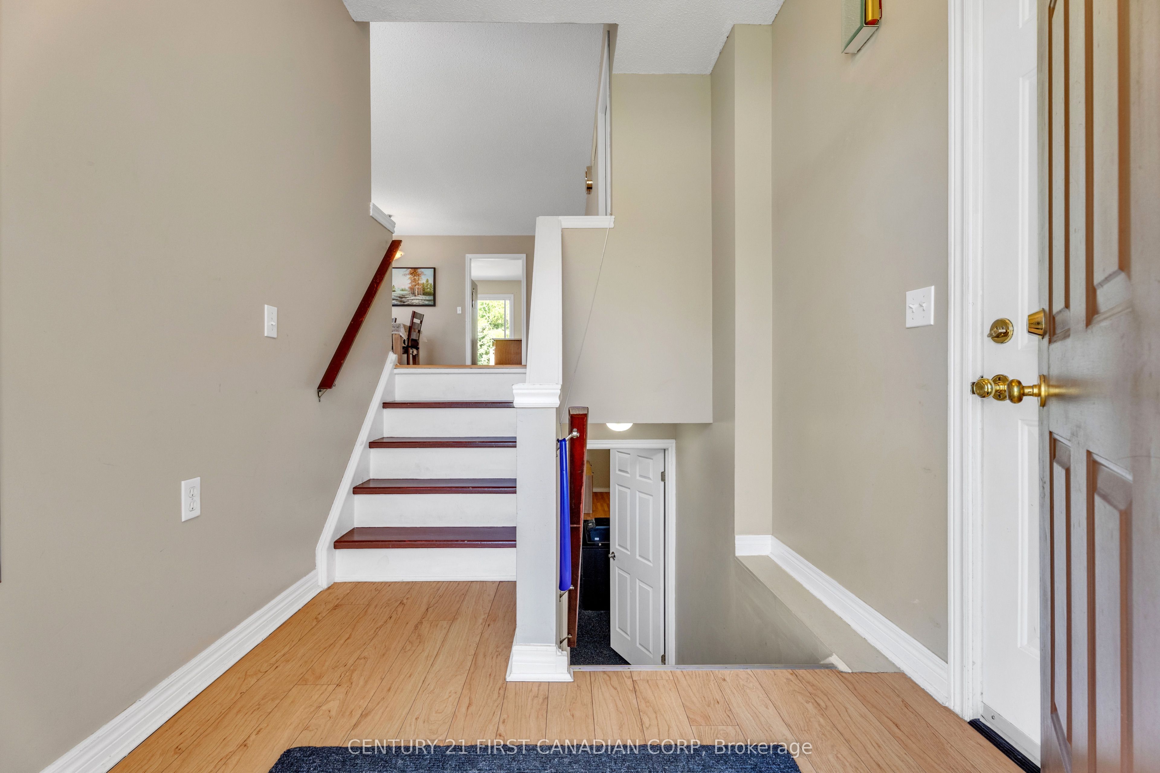 1761 Devos Drive Property Photo 8
