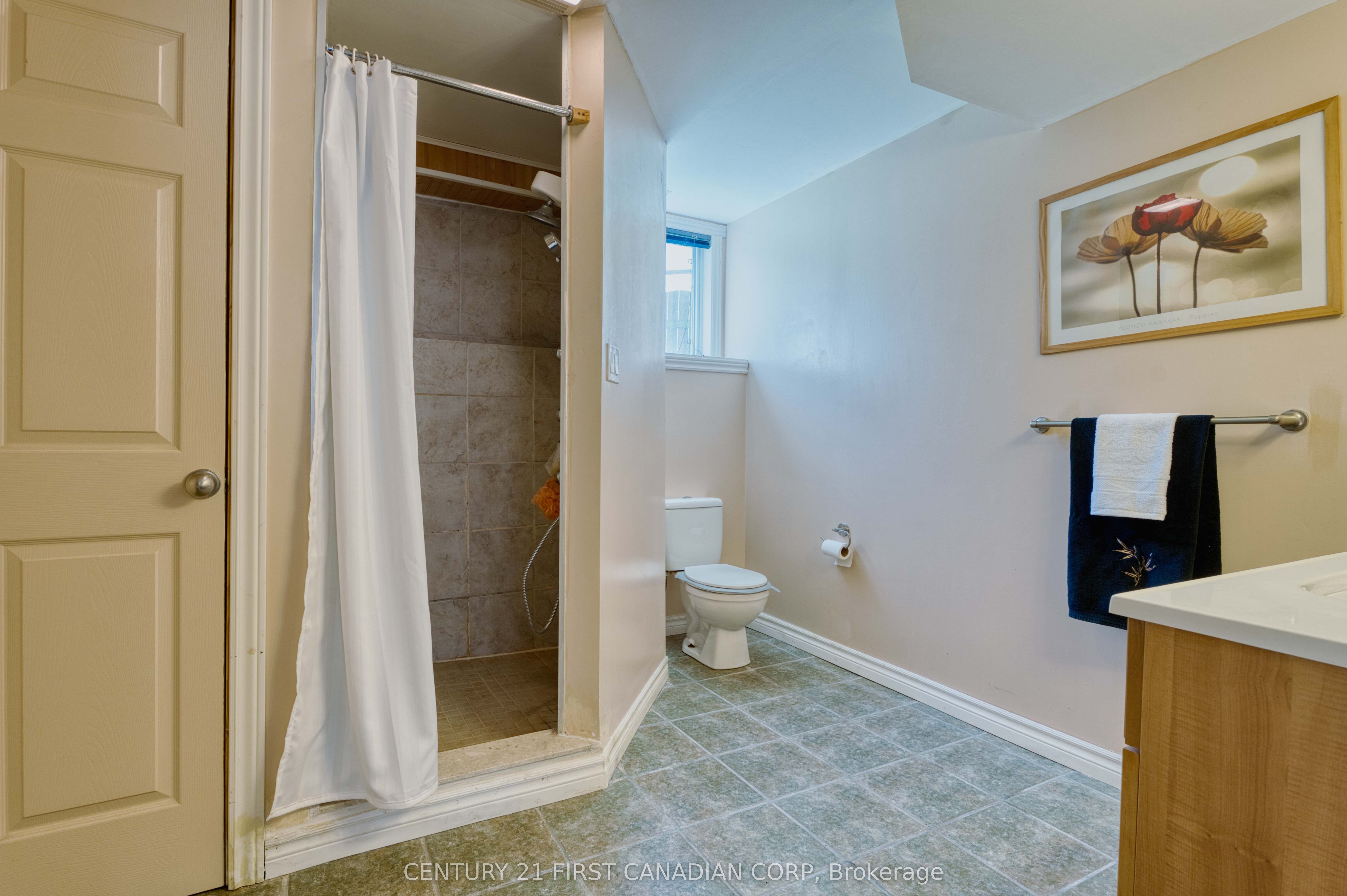 1761 Devos Drive Property Photo 25