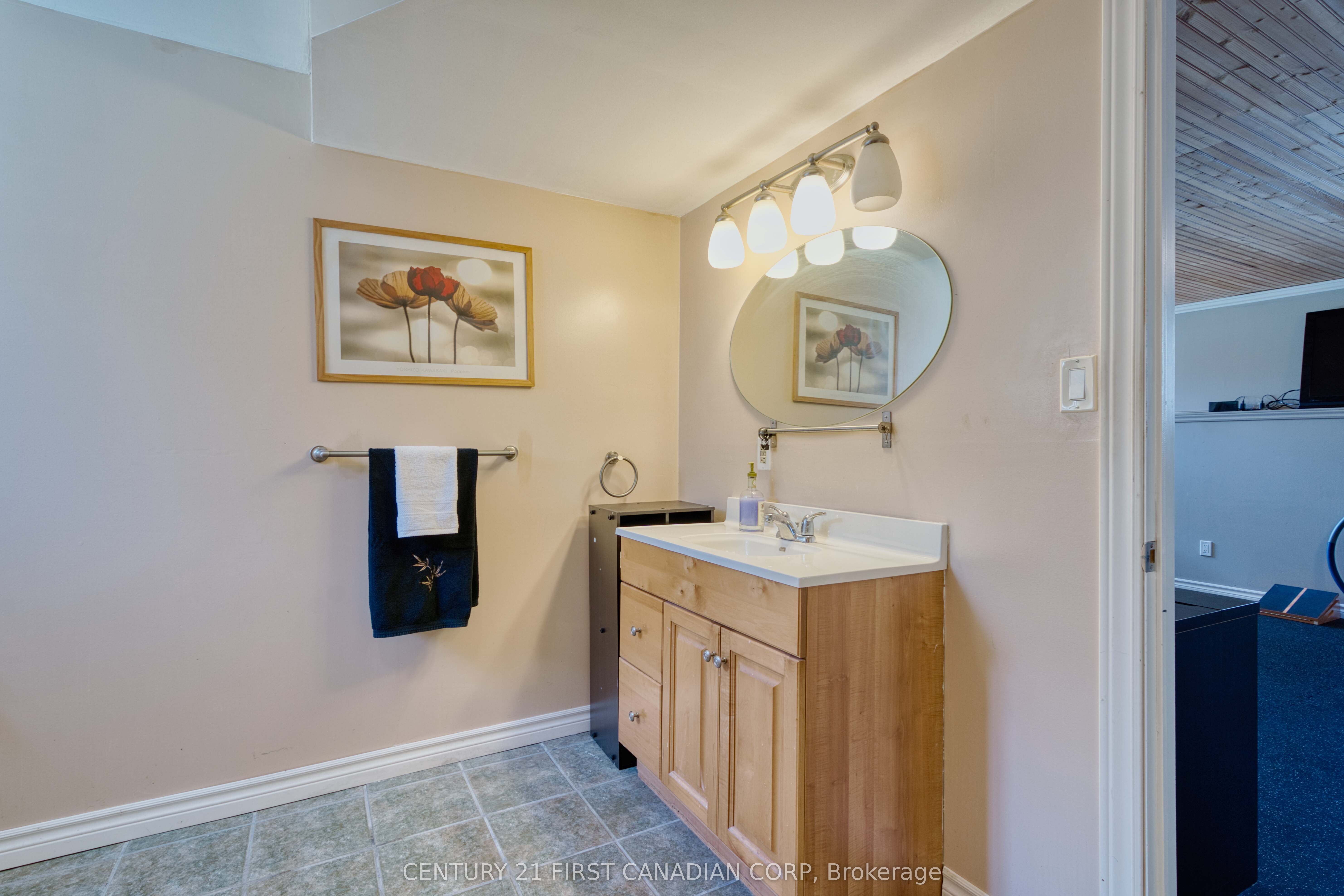 1761 Devos Drive Property Photo 26