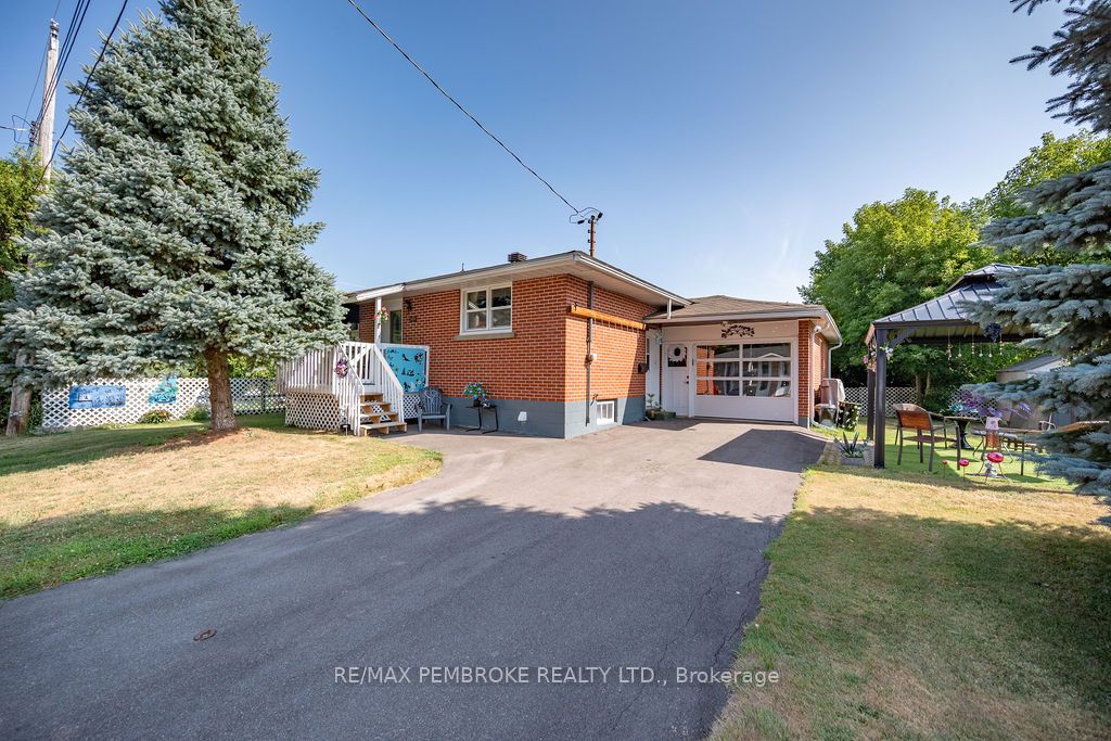 335 Willard Street Property Photo 6