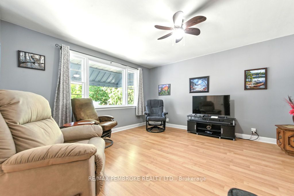 335 Willard Street Property Photo 15