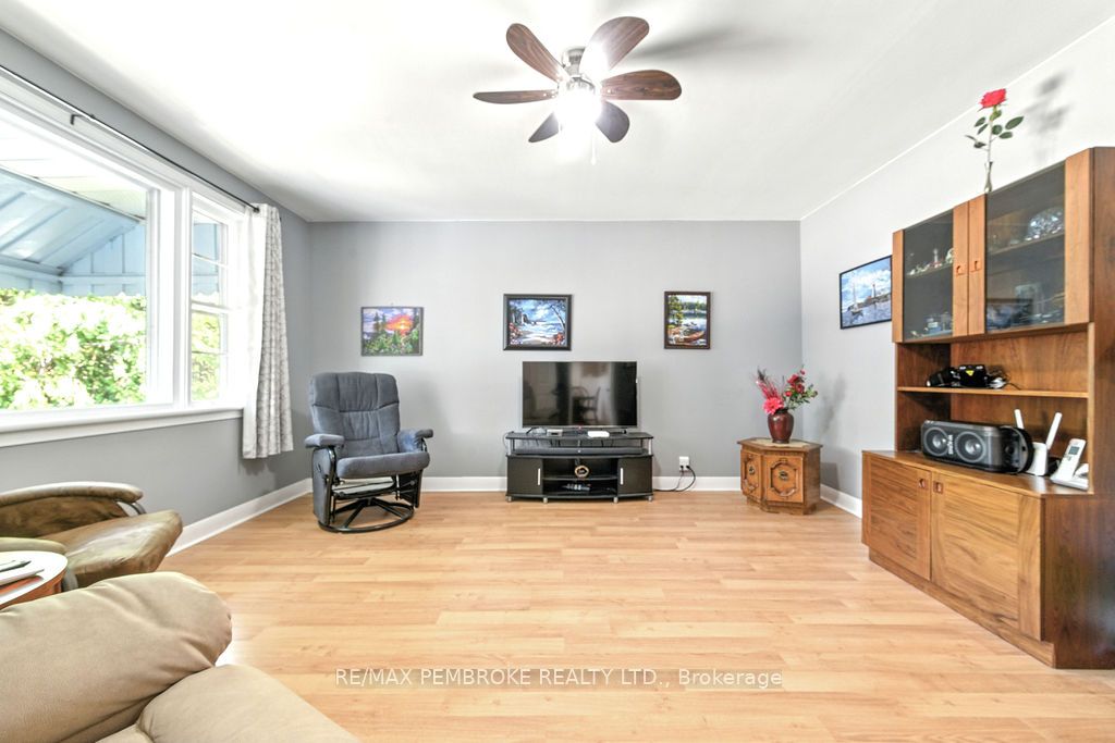 335 Willard Street Property Photo 16