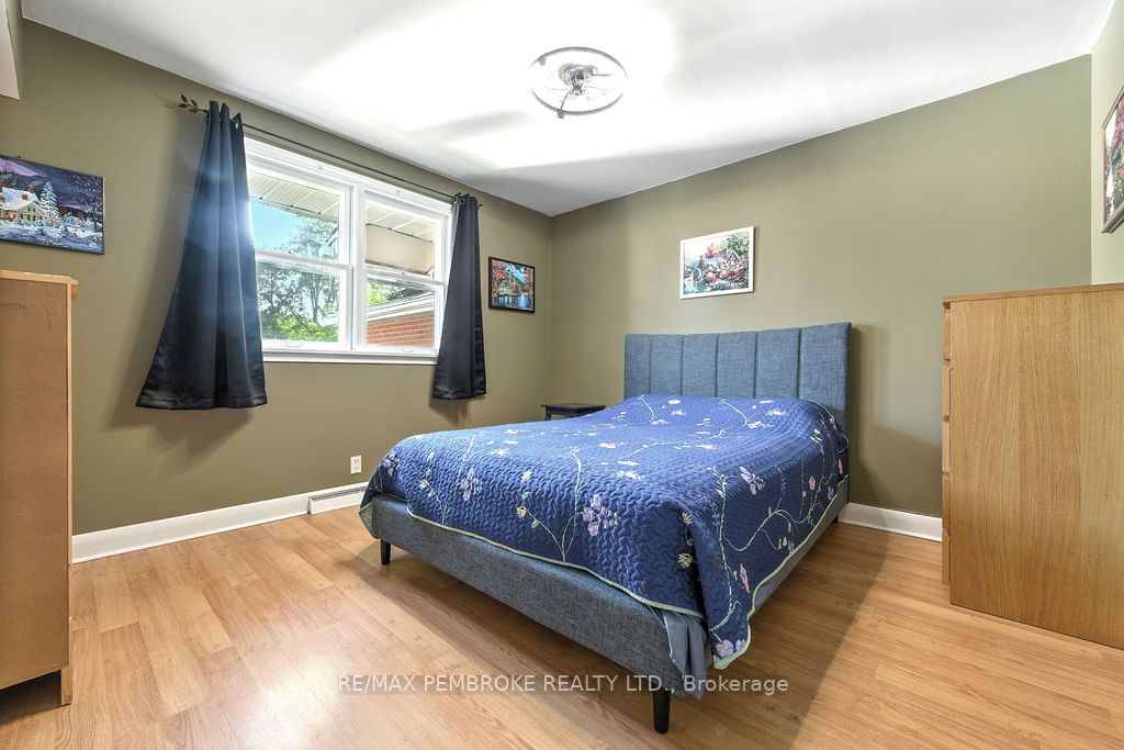 335 Willard Street Property Photo 18