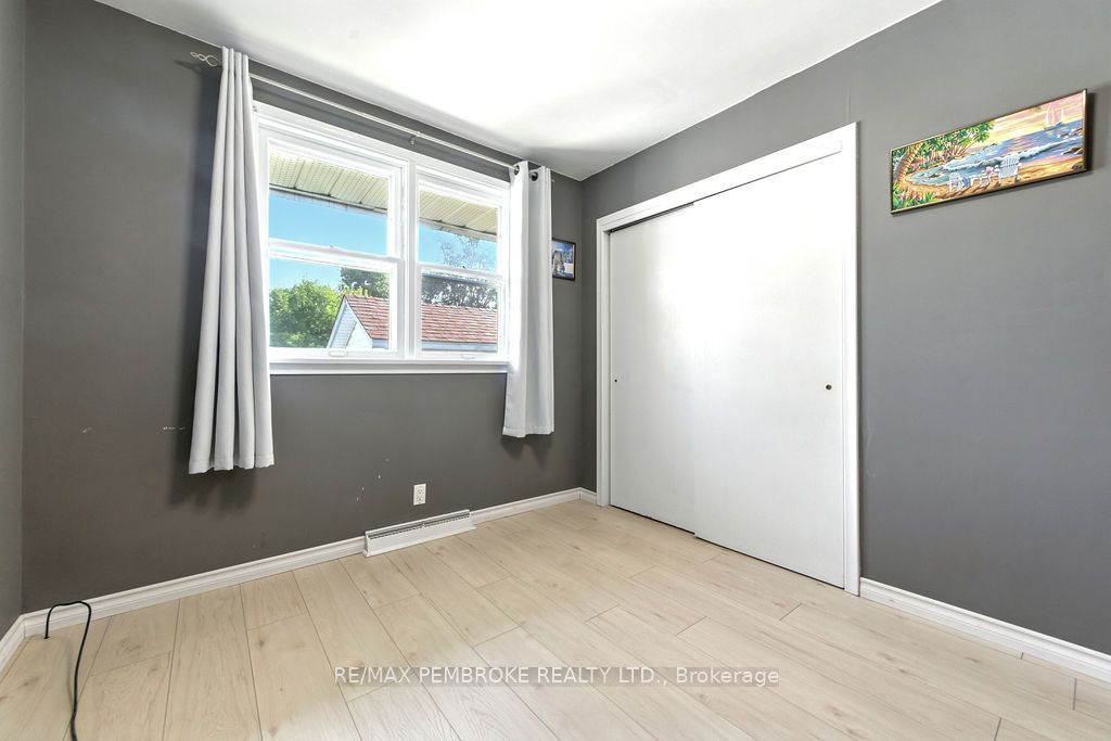 335 Willard Street Property Photo 22
