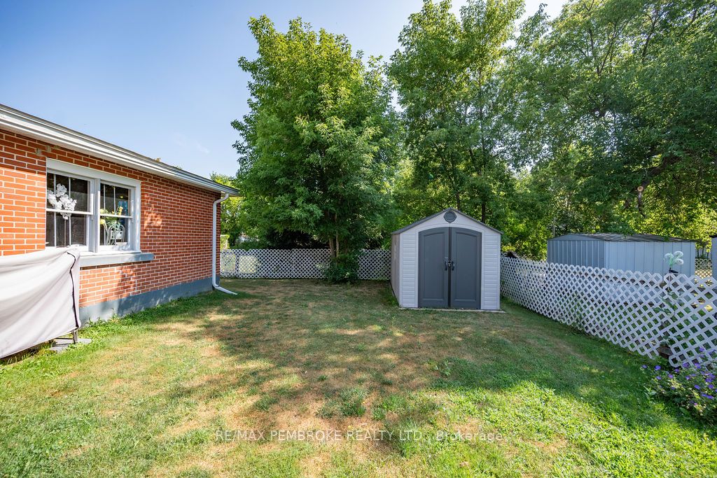335 Willard Street Property Photo 39