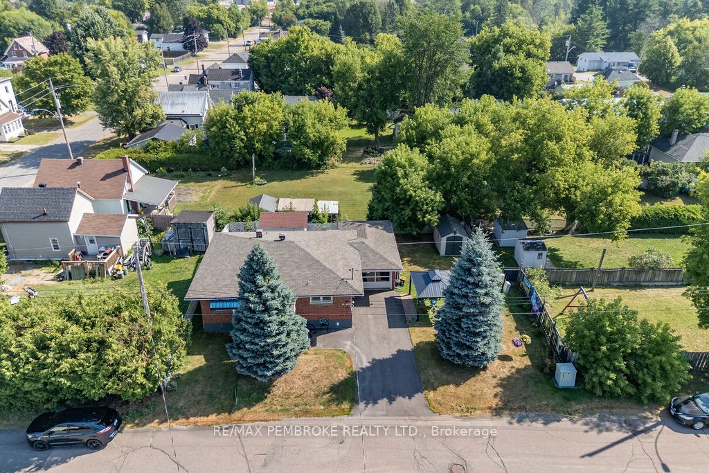 335 Willard Street Property Photo 42