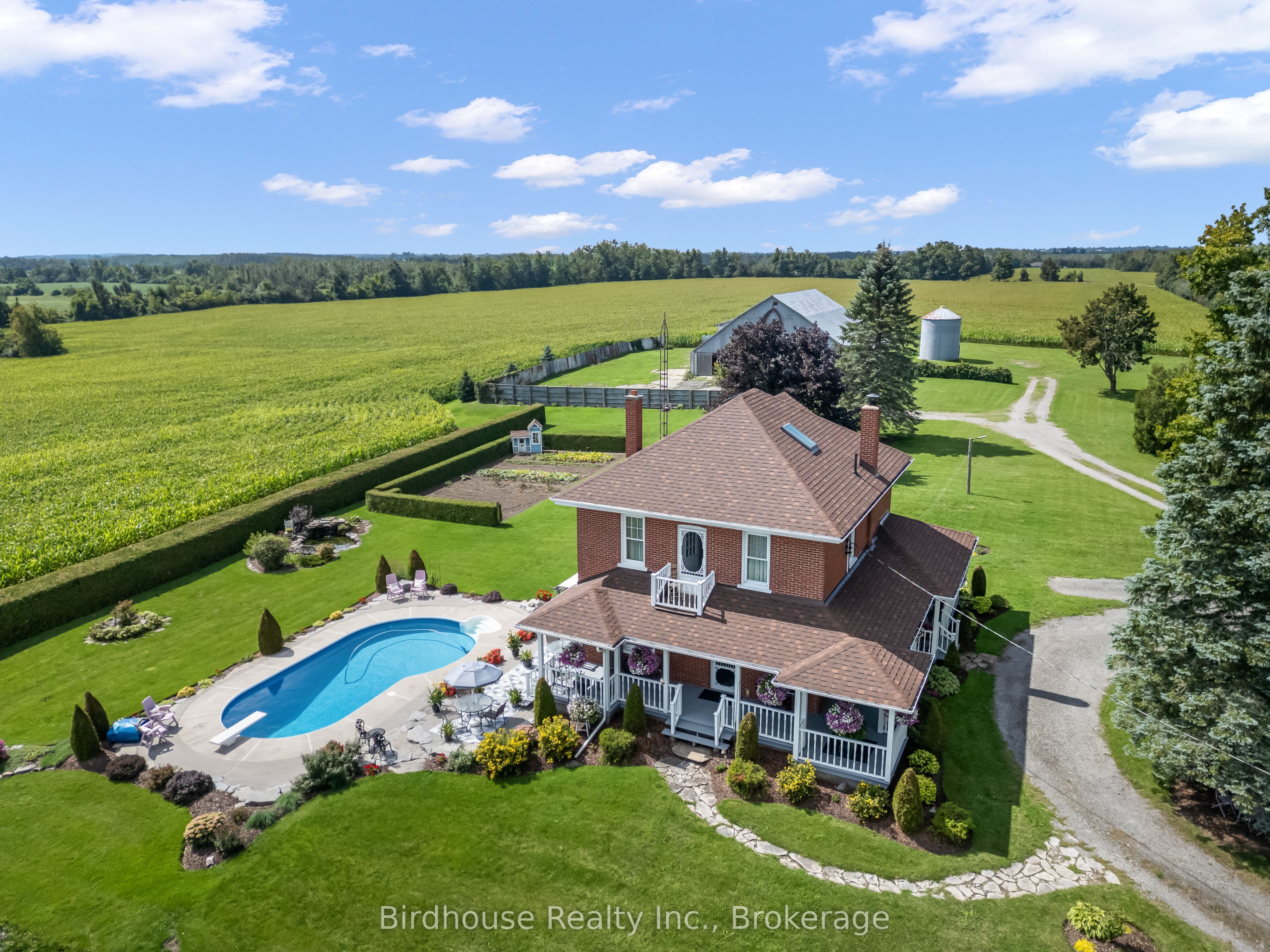 277 Sandhills Road Property Photo 3