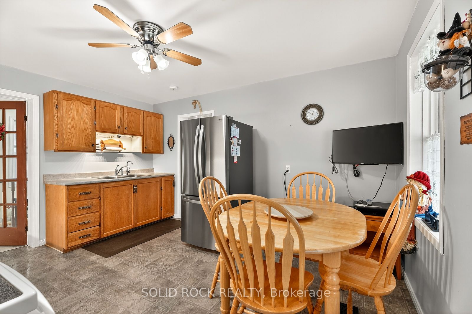 1262 Rodney Lane Property Photo 10