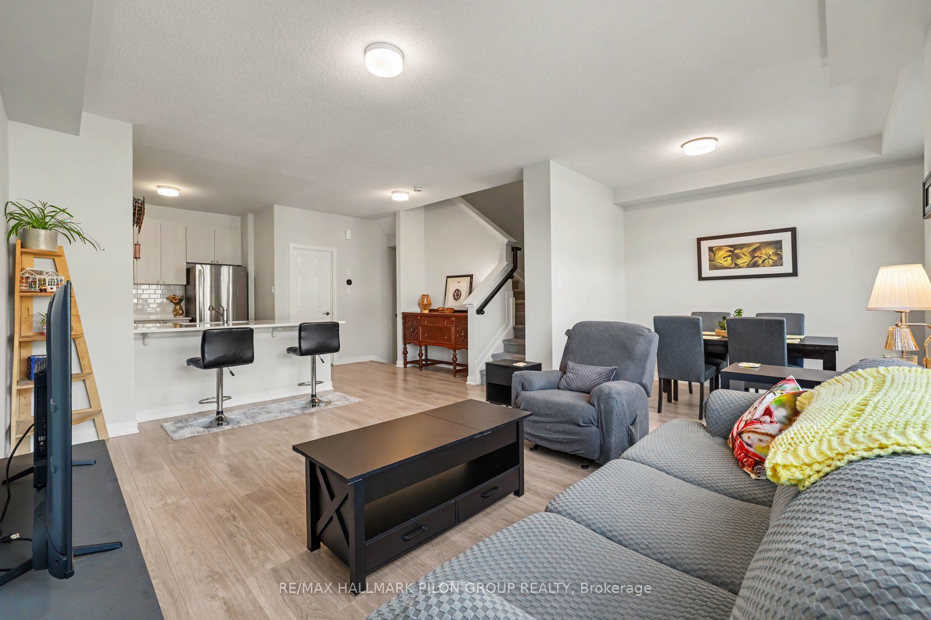25 Stitch Mews Property Photo 10