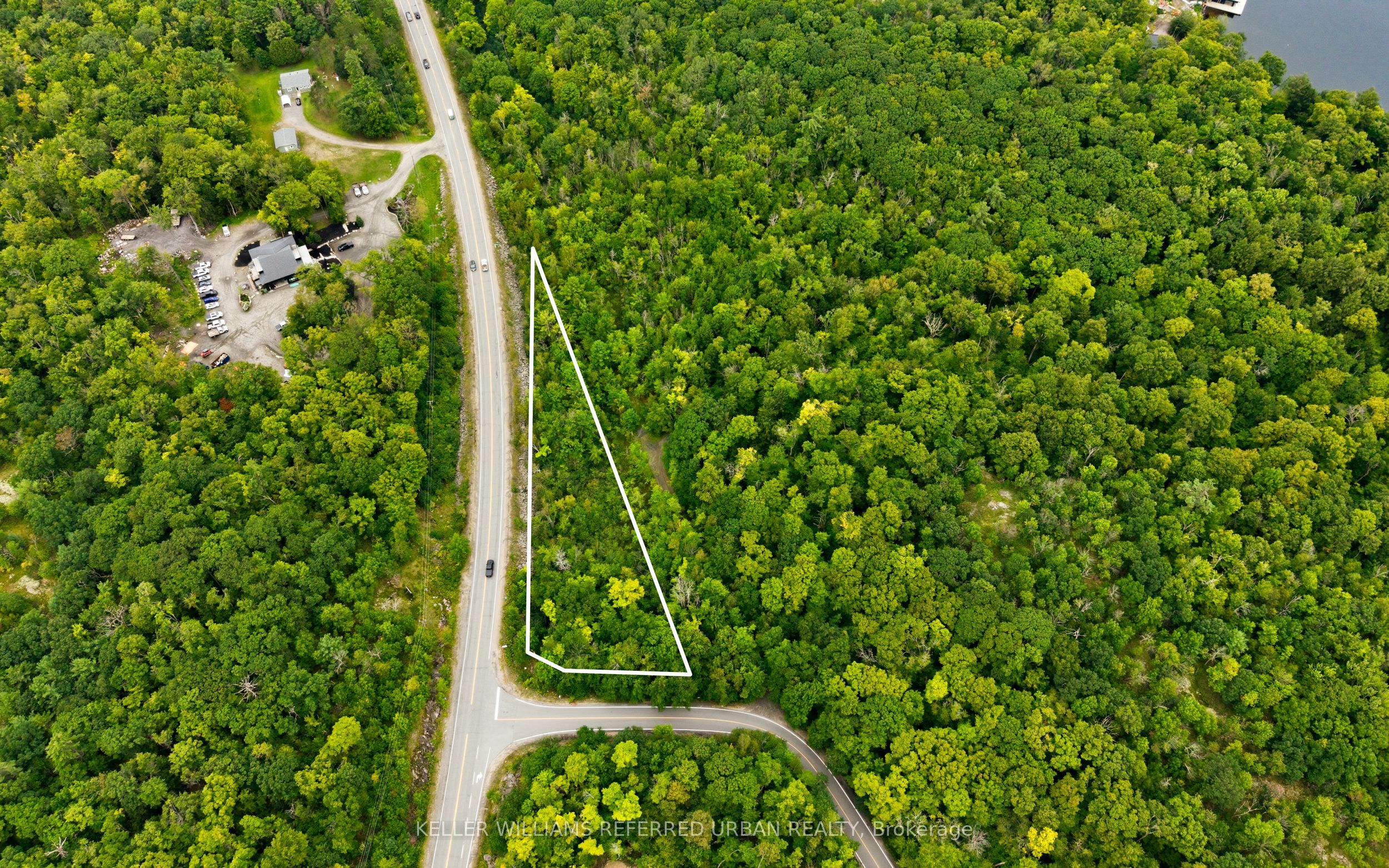 17 Lot Property Photo 4