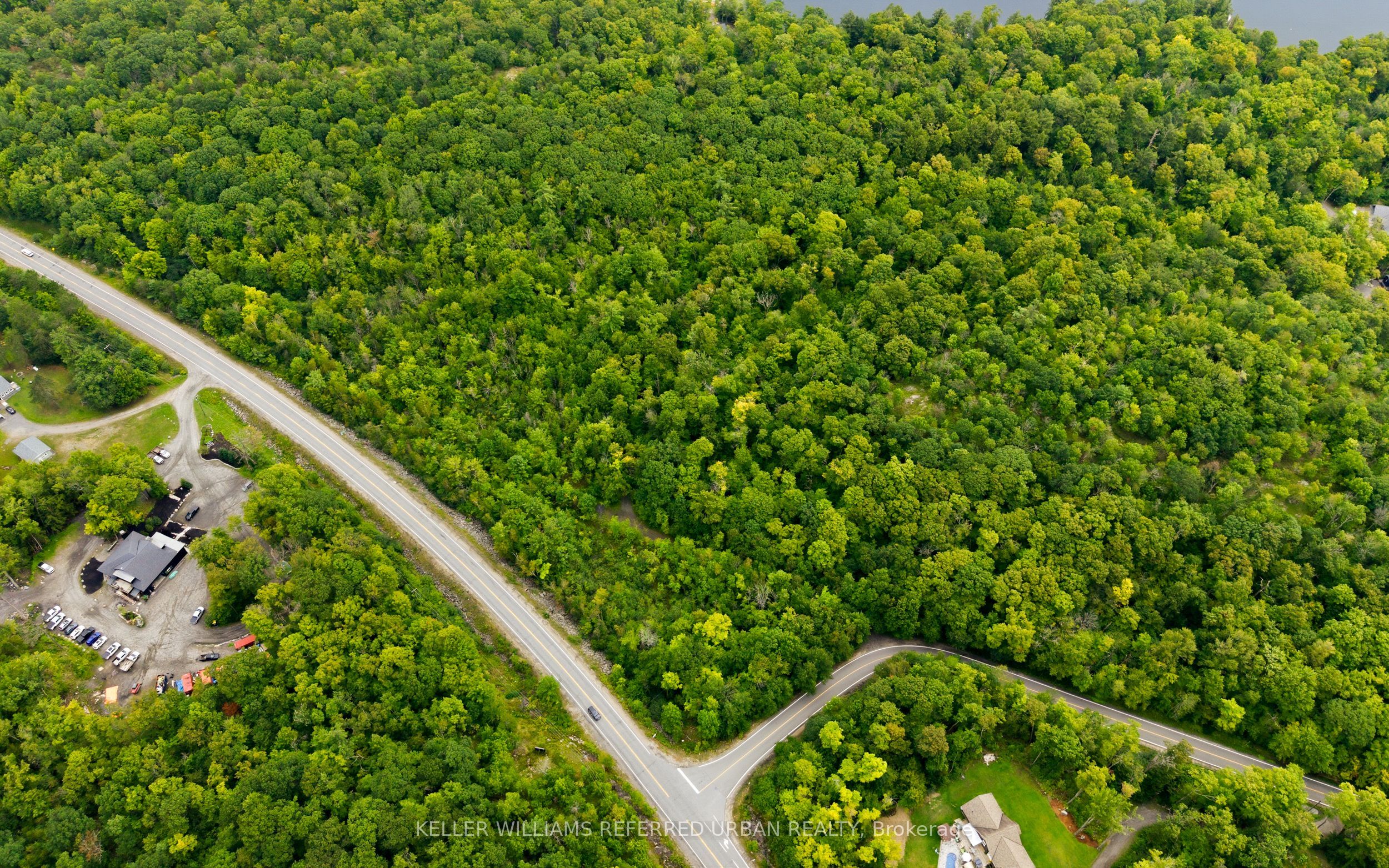 17 Lot Property Photo 10