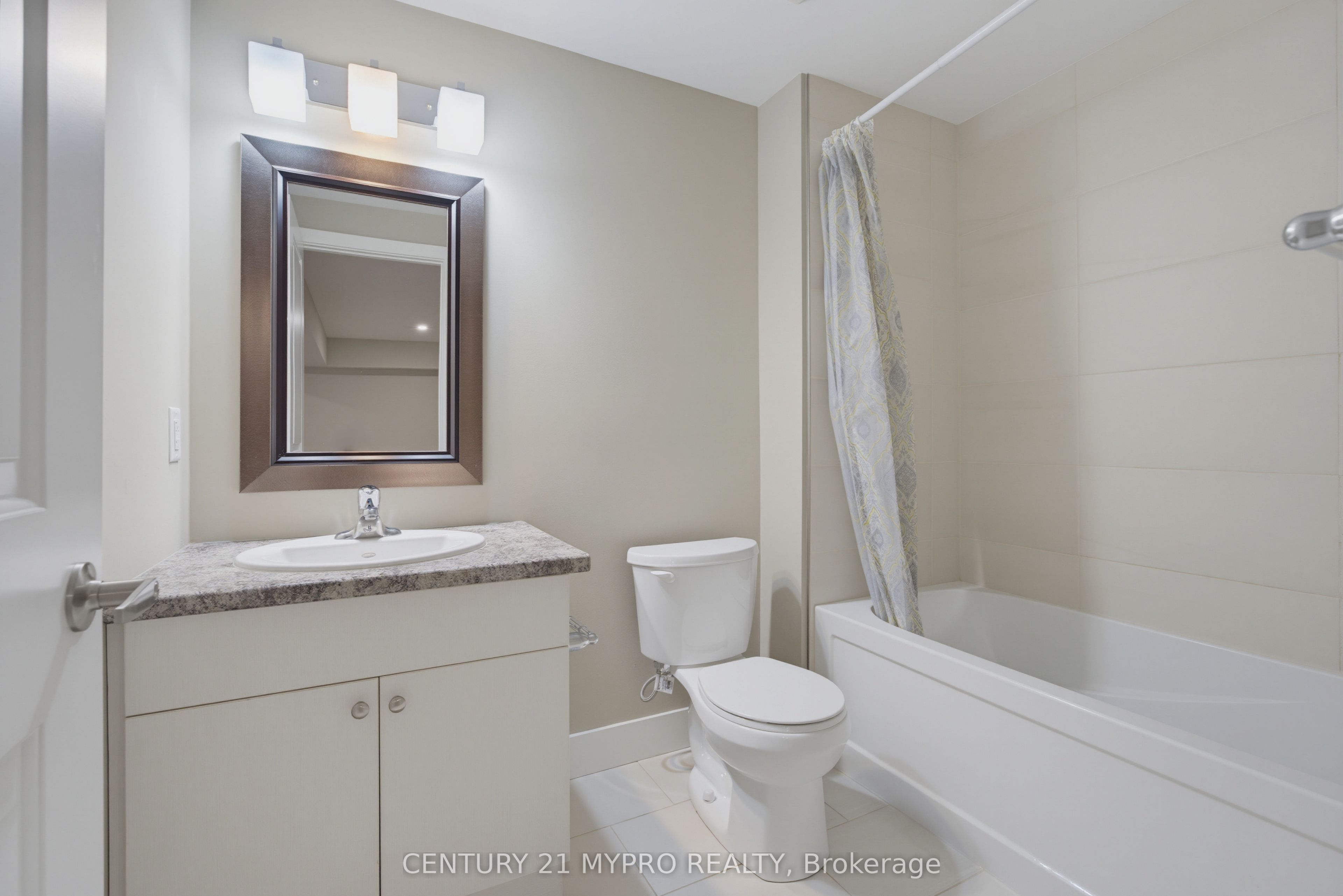 1375 Whetherfield Street 48 Property Photo 33