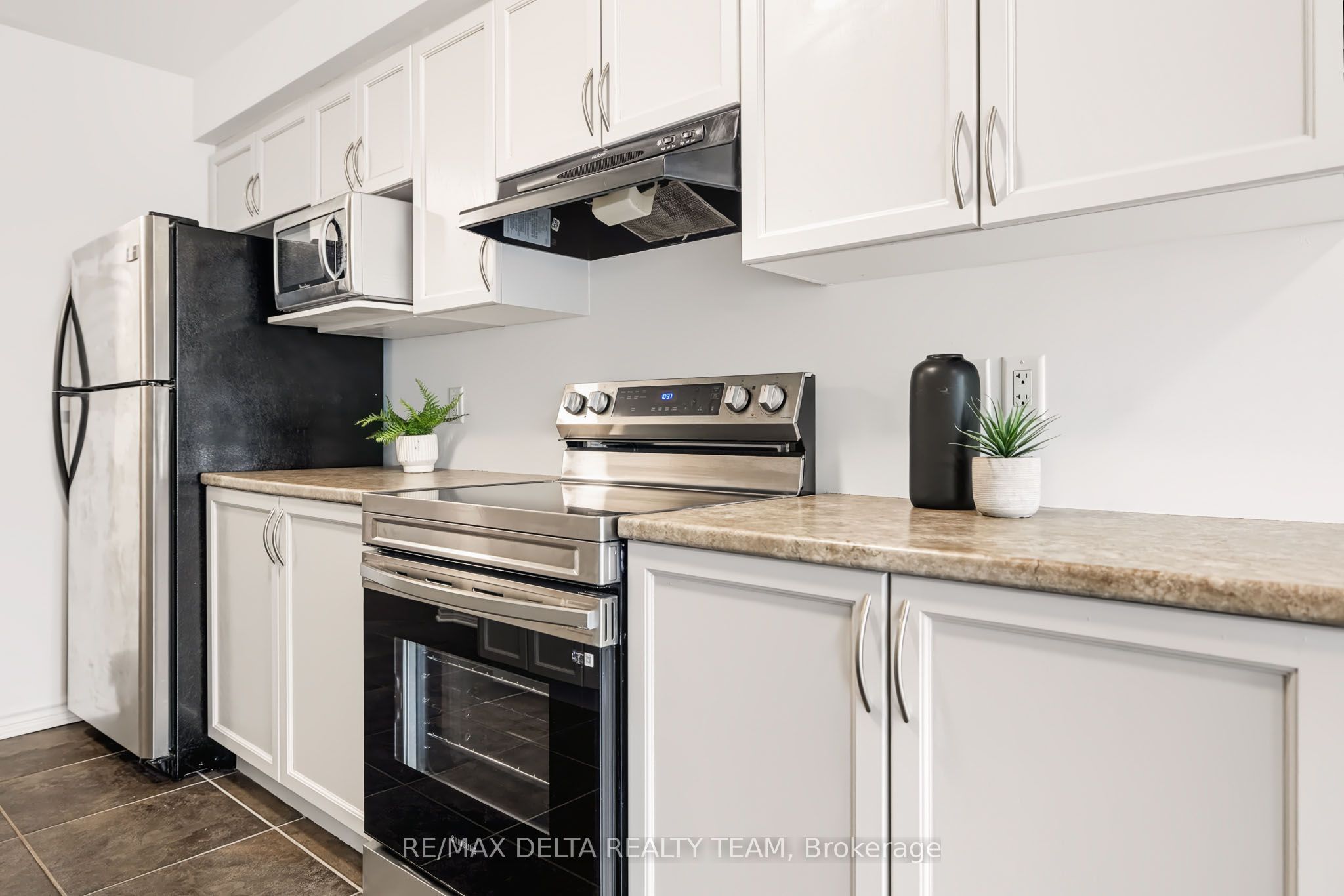 616 Spikemoss Place Property Photo 11