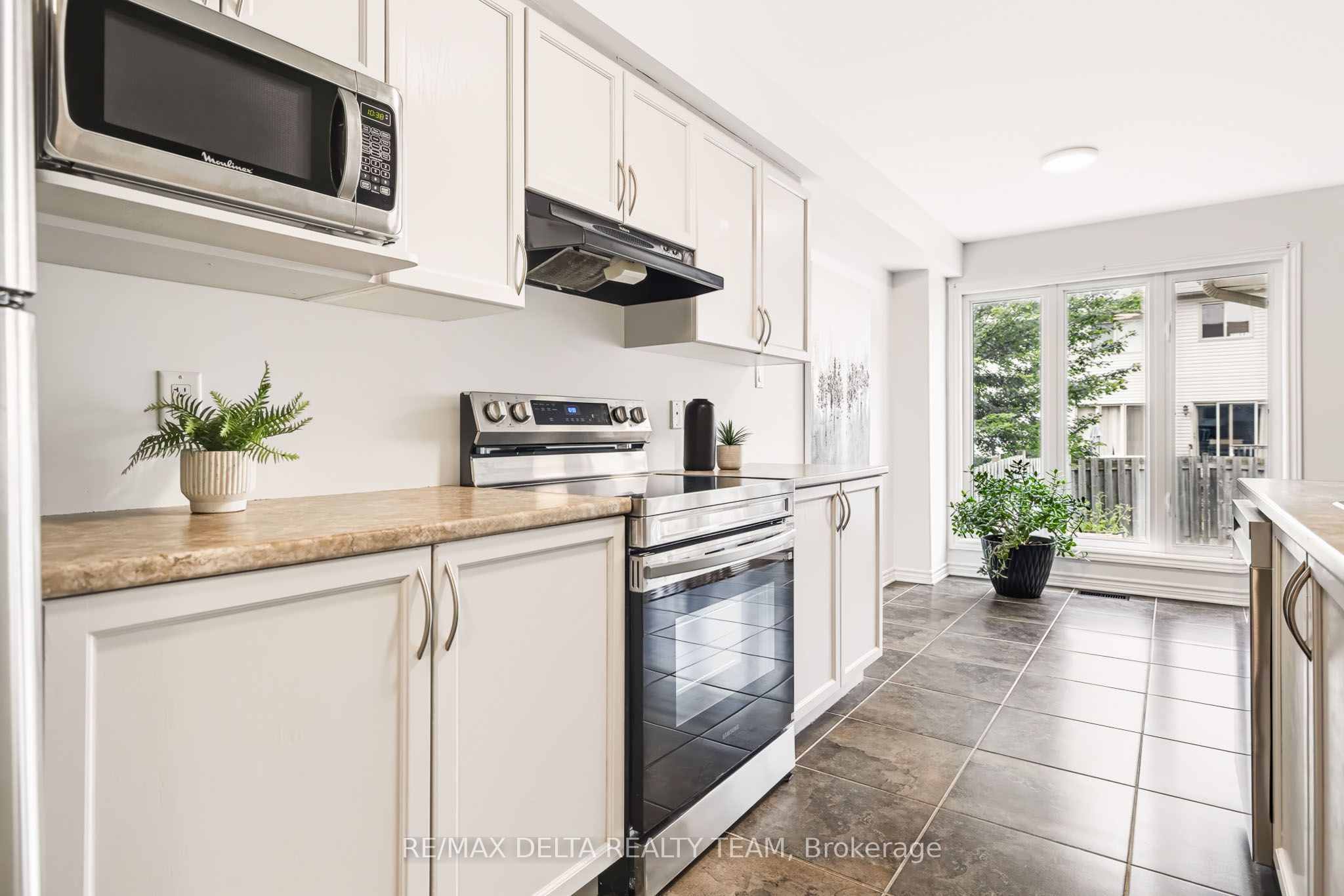 616 Spikemoss Place Property Photo 13