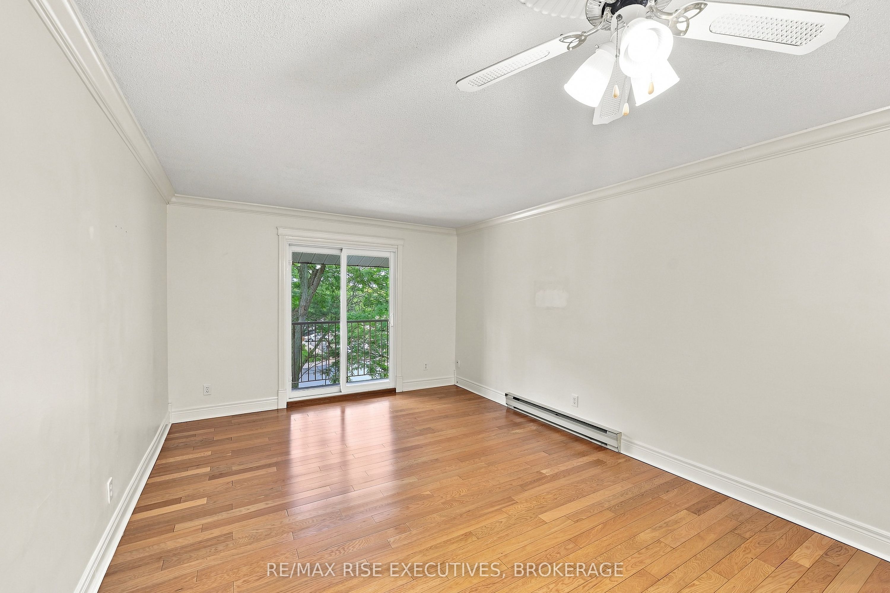 561 Armstrong Road 305 Property Photo 17
