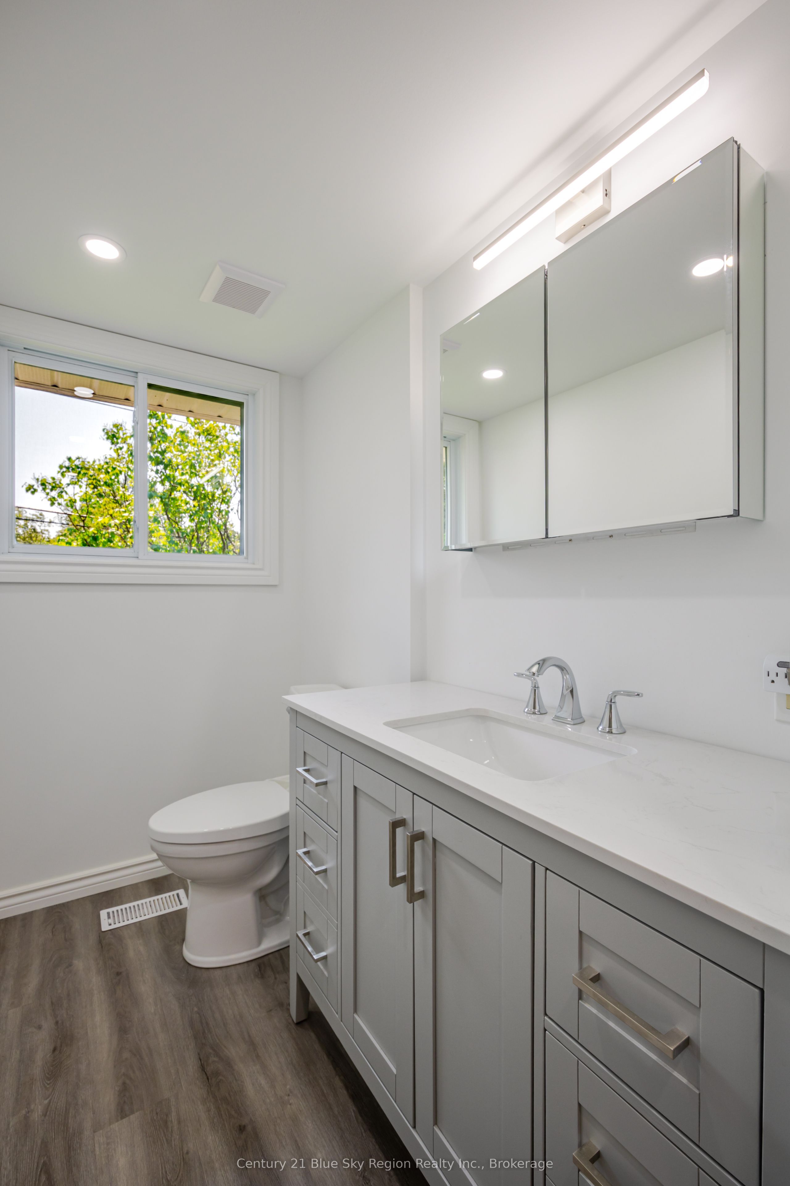 1351 Village Road Property Photo 16