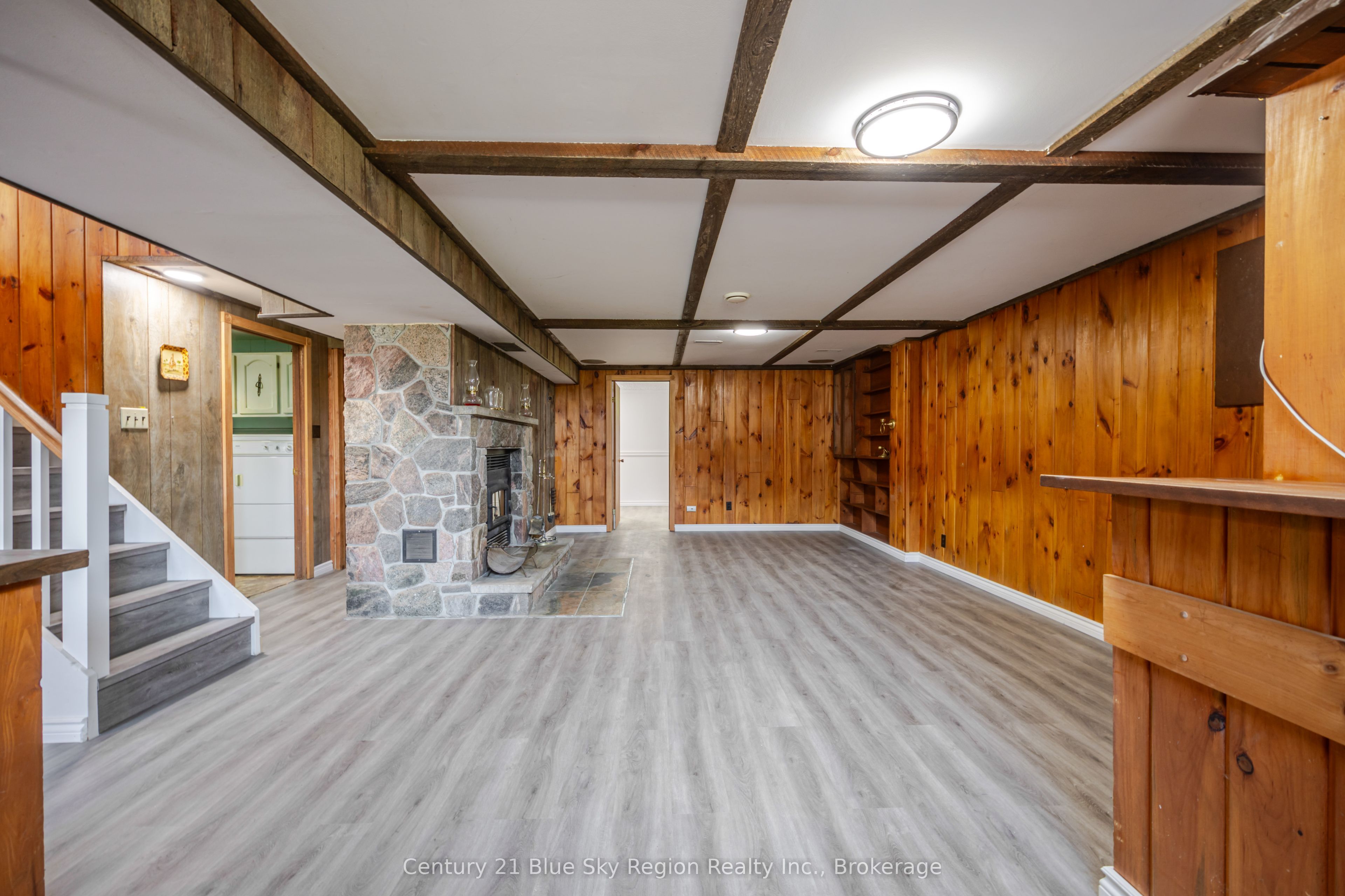 1351 Village Road Property Photo 24